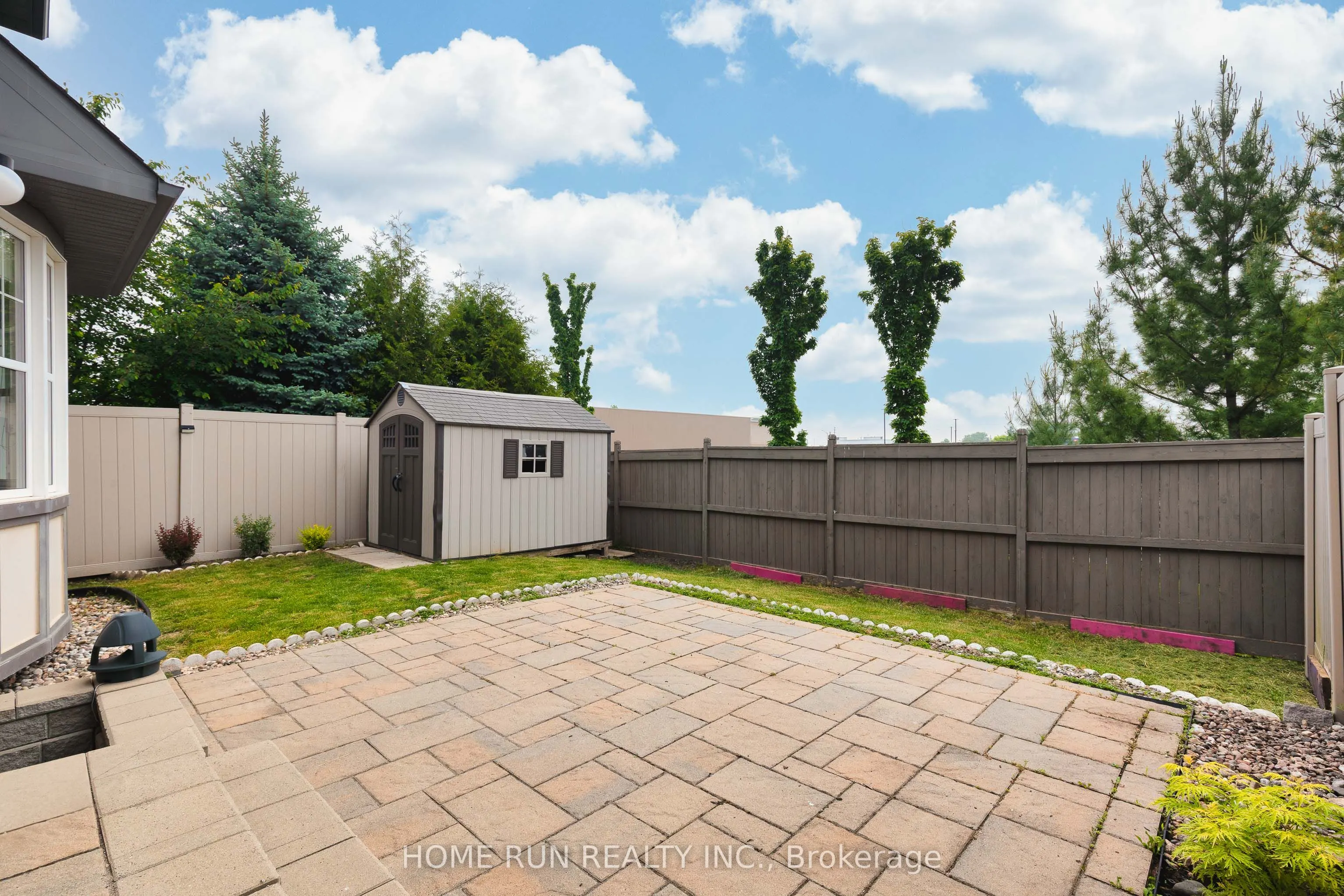 335 Gallantry Way