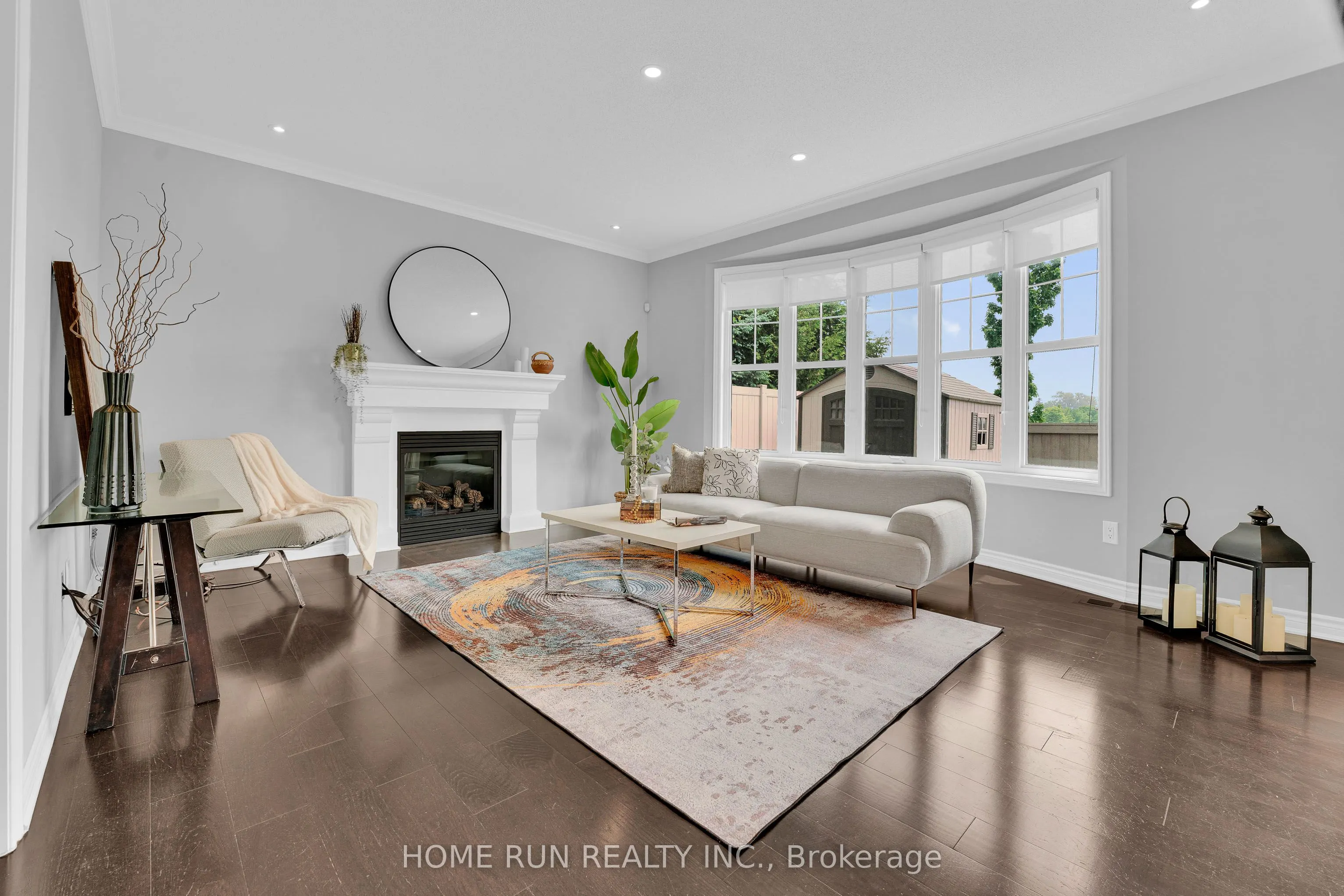 335 Gallantry Way