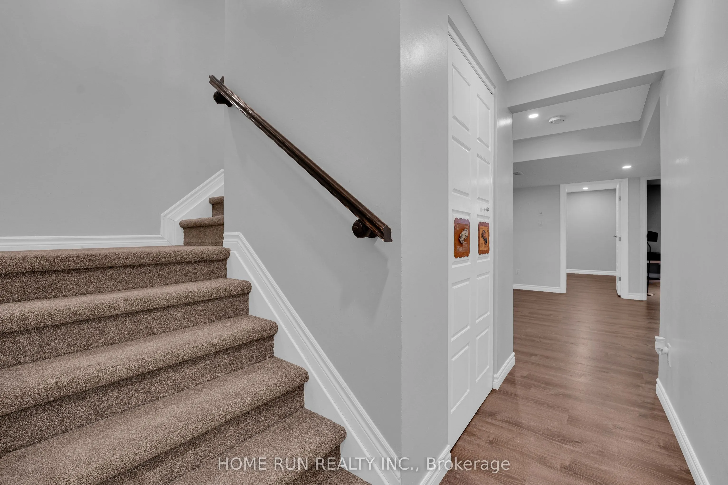335 Gallantry Way