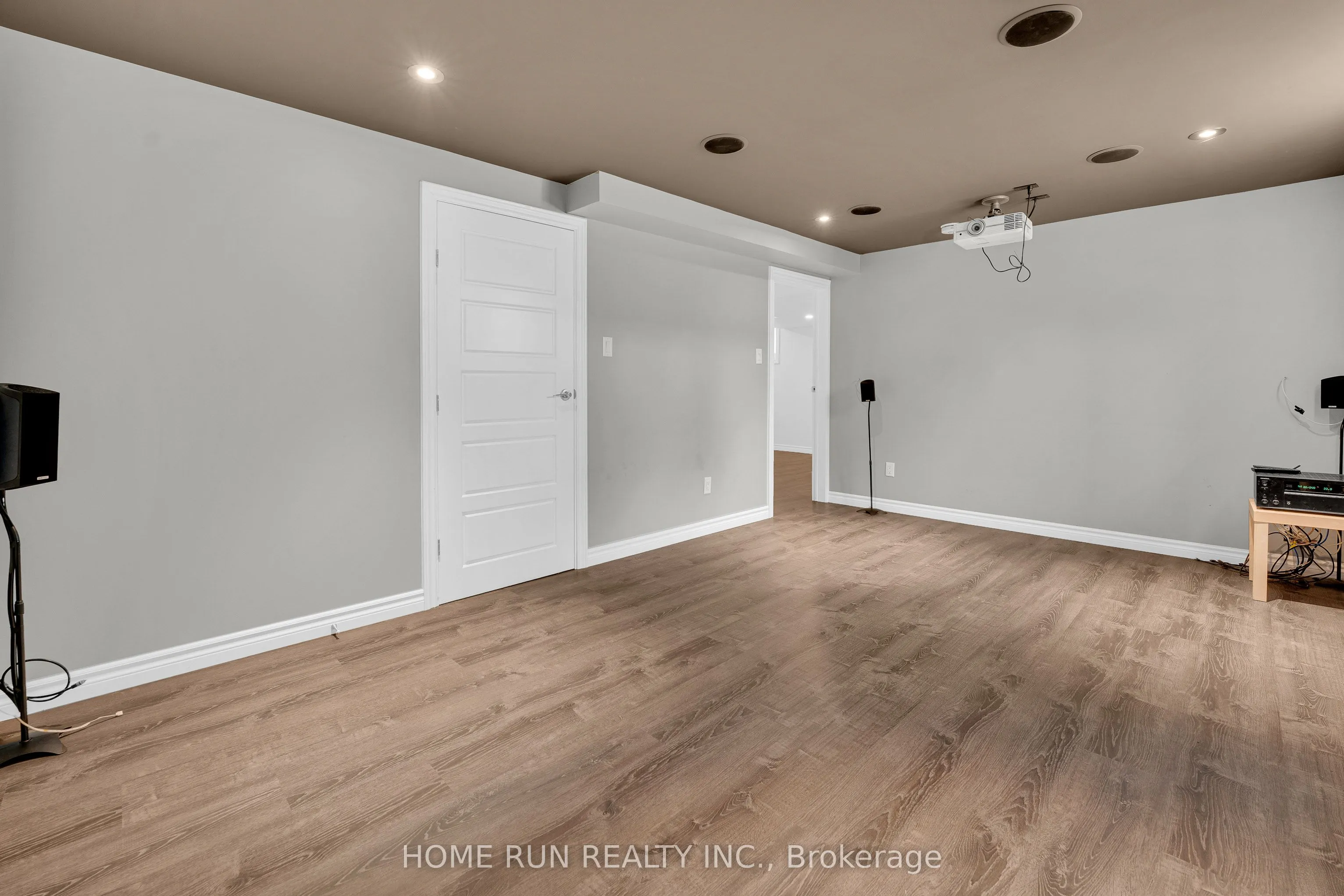 335 Gallantry Way