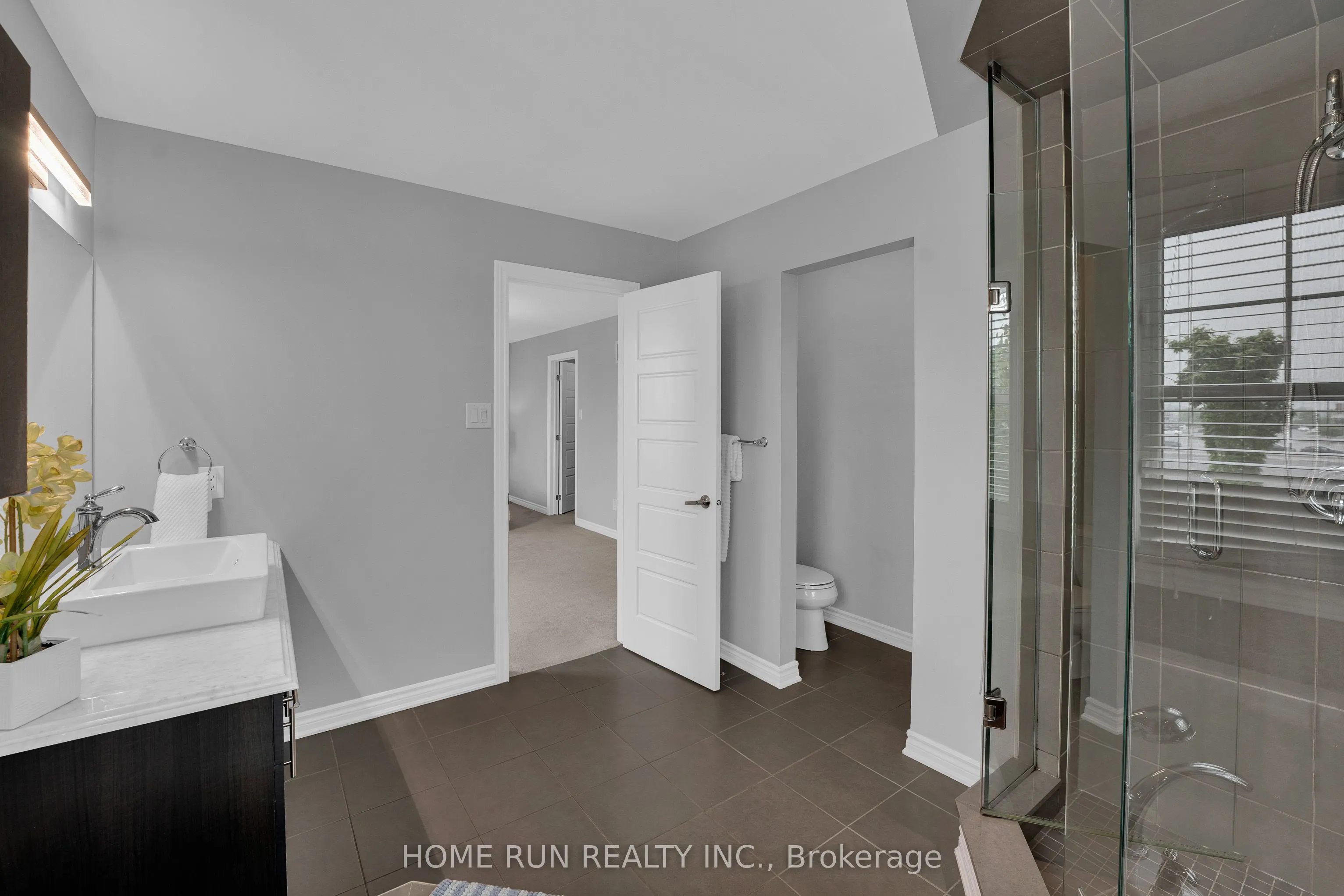 335 Gallantry Way
