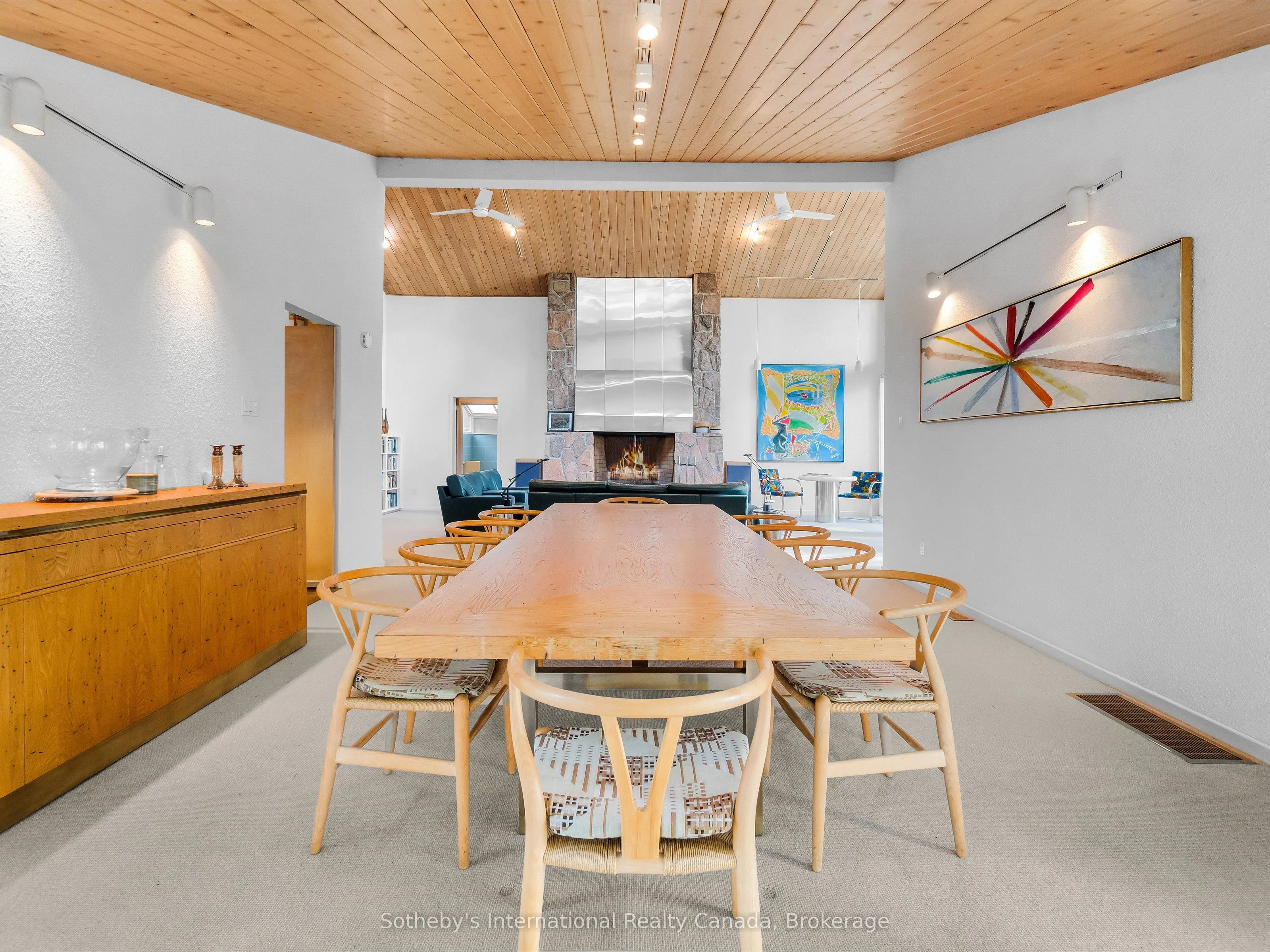 1080 Vanclieaf Drive
