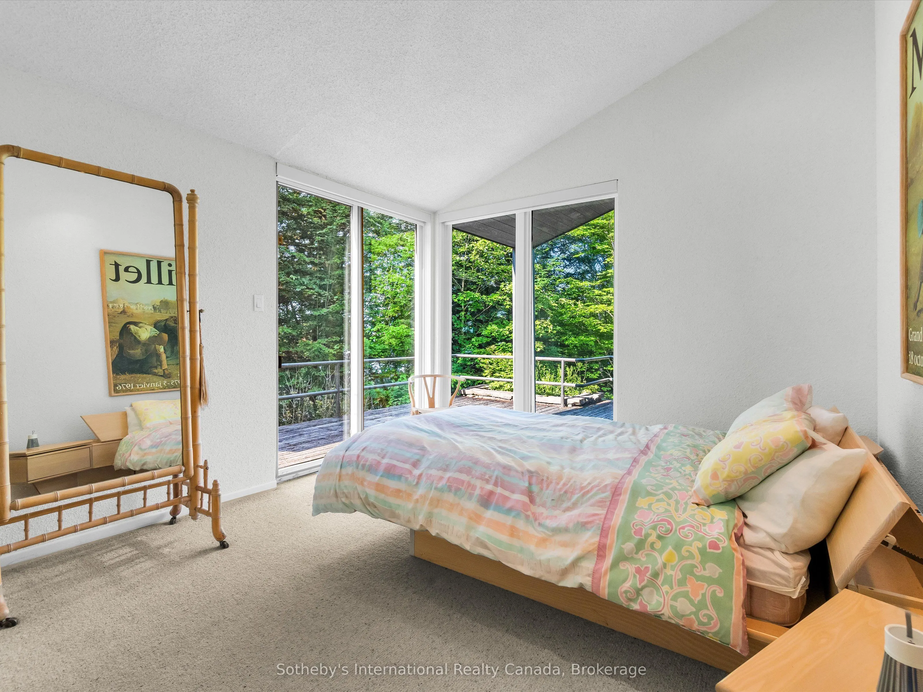 1080 Vanclieaf Drive