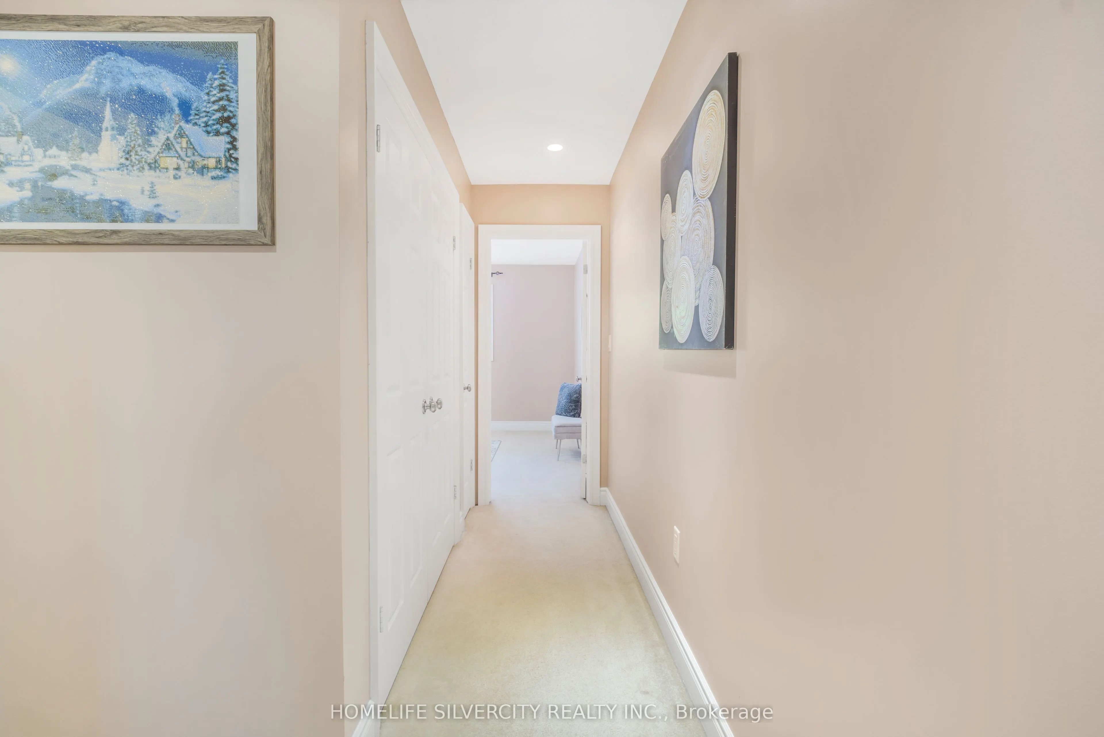 27 Ormond Street N