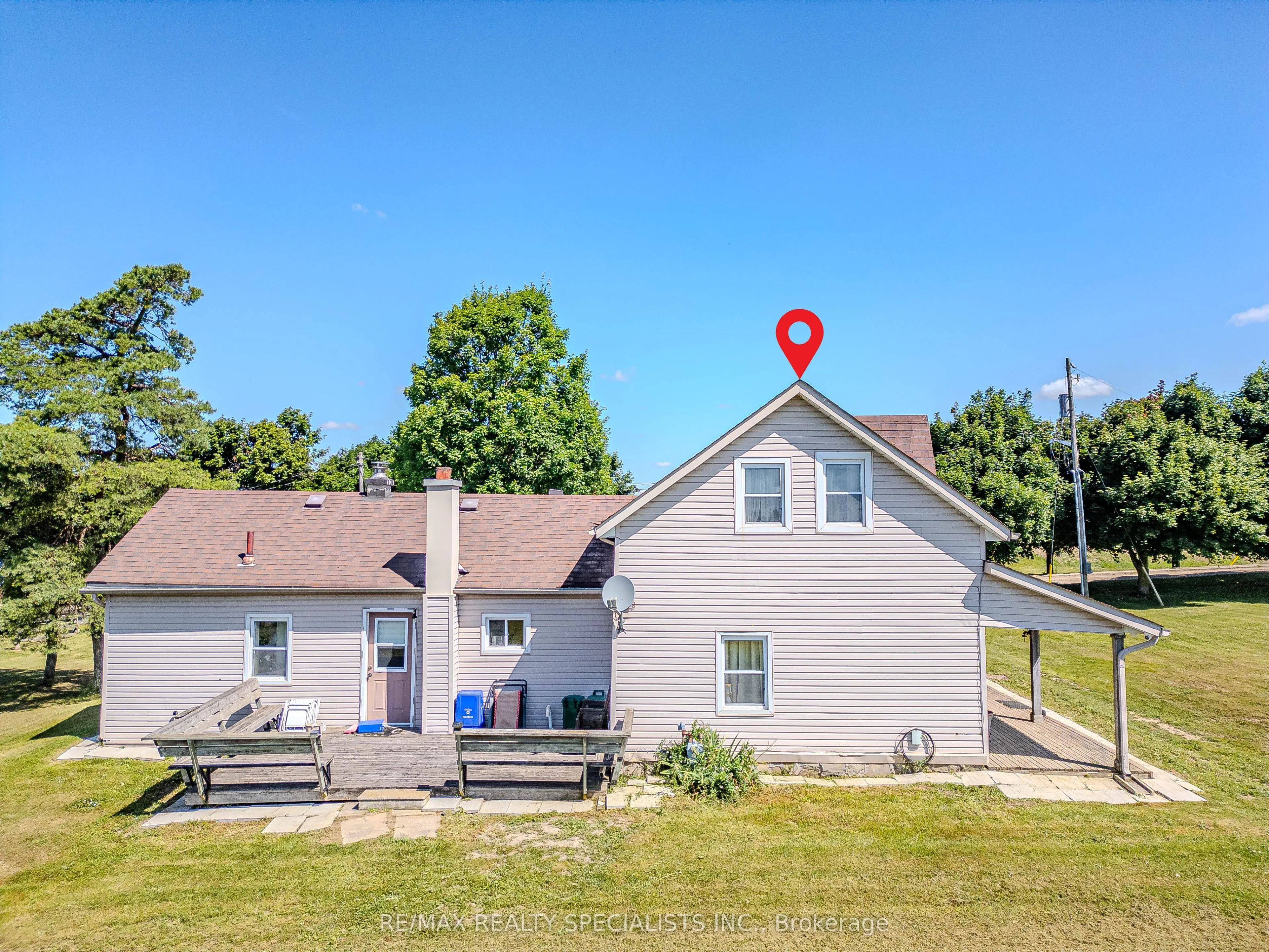 394084 County Road 12