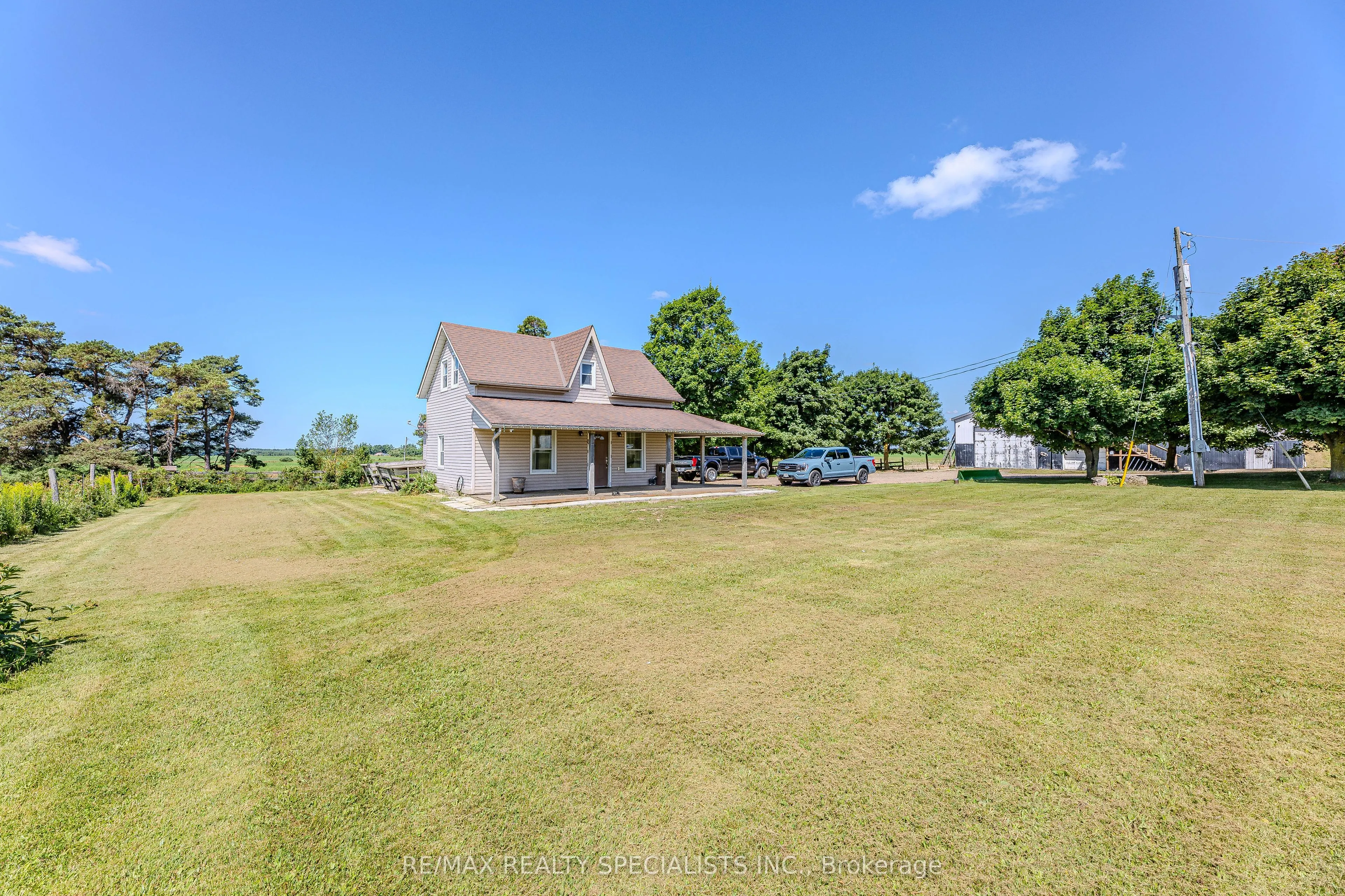 394084 County Road 12