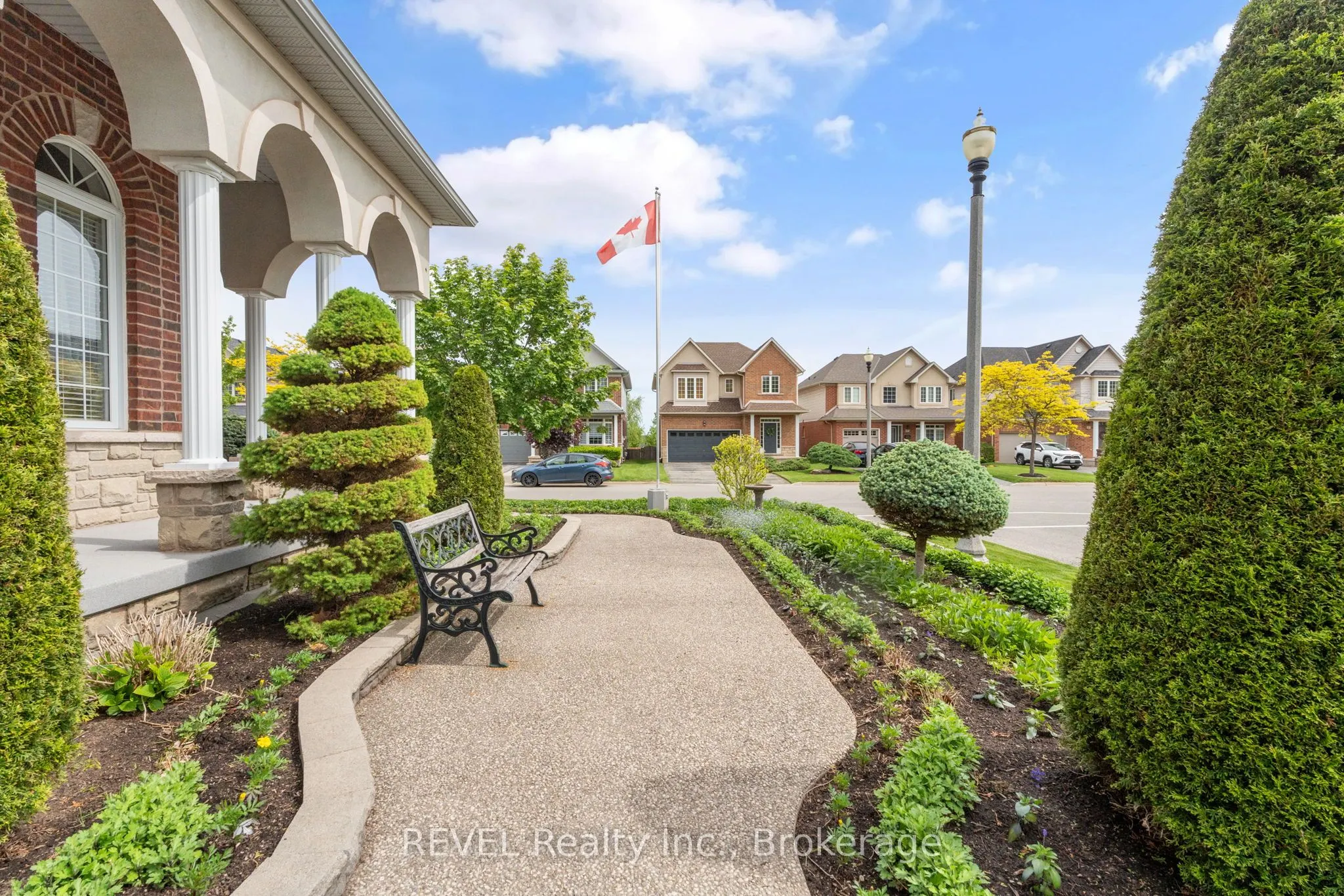 42 Vinifera Drive