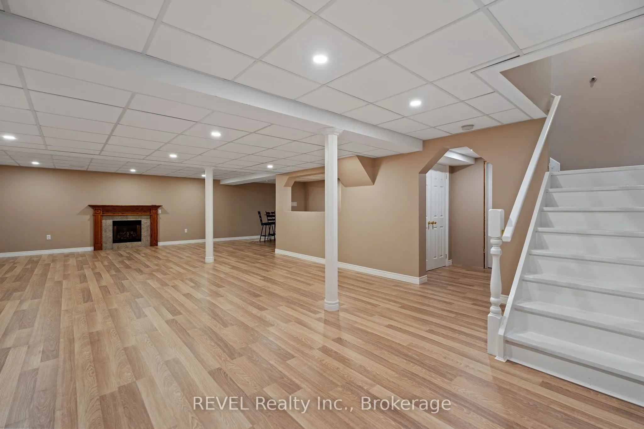 42 Vinifera Drive