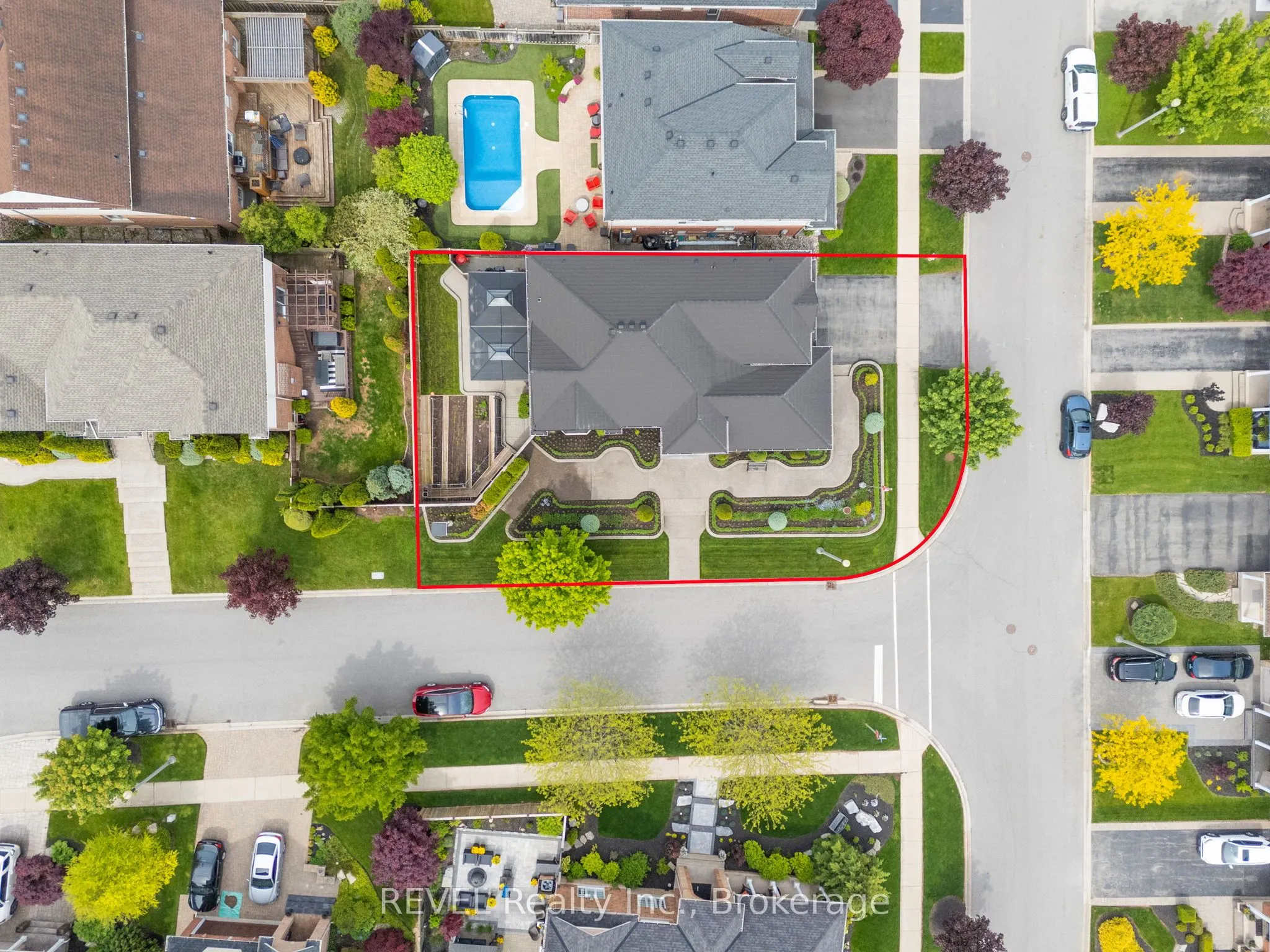 42 Vinifera Drive
