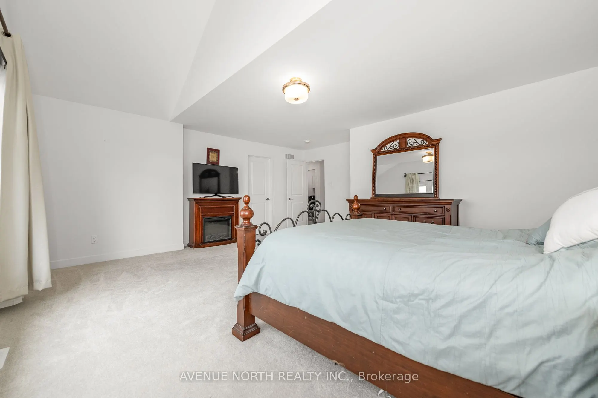219 Reisling Way