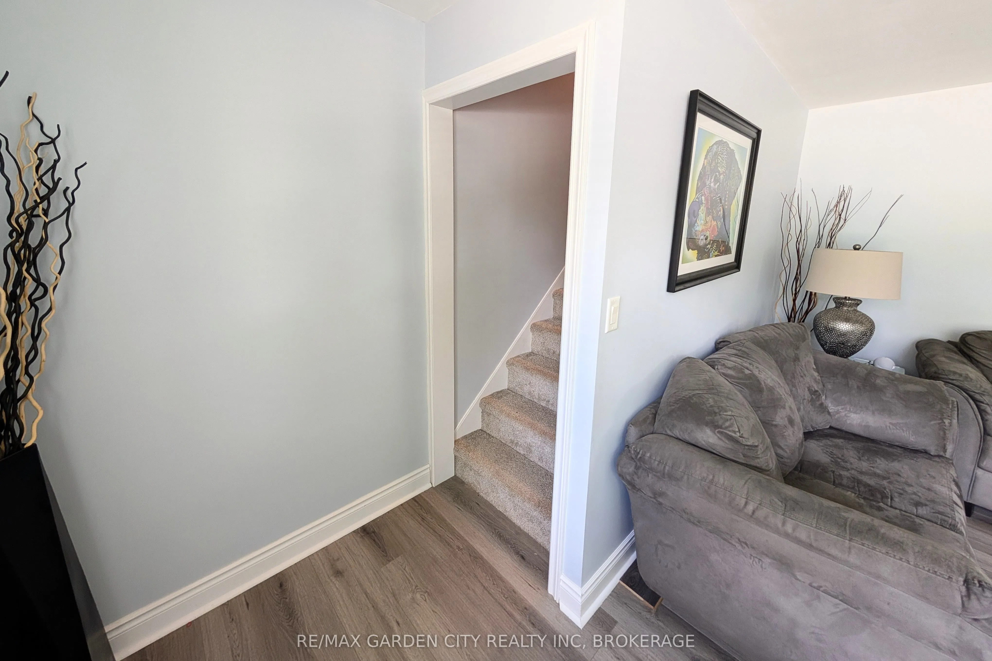 222 Ridgeway Road