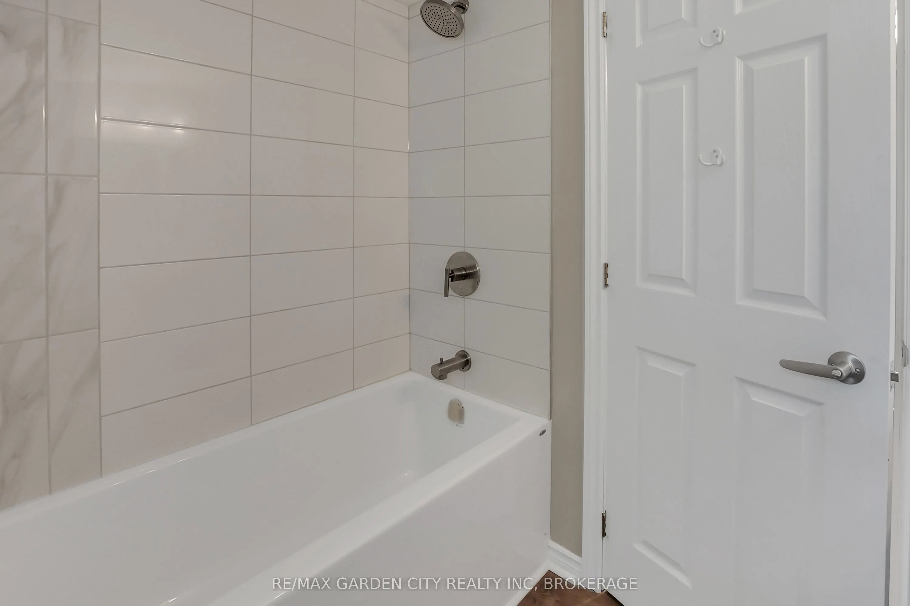 222 Ridgeway Road
