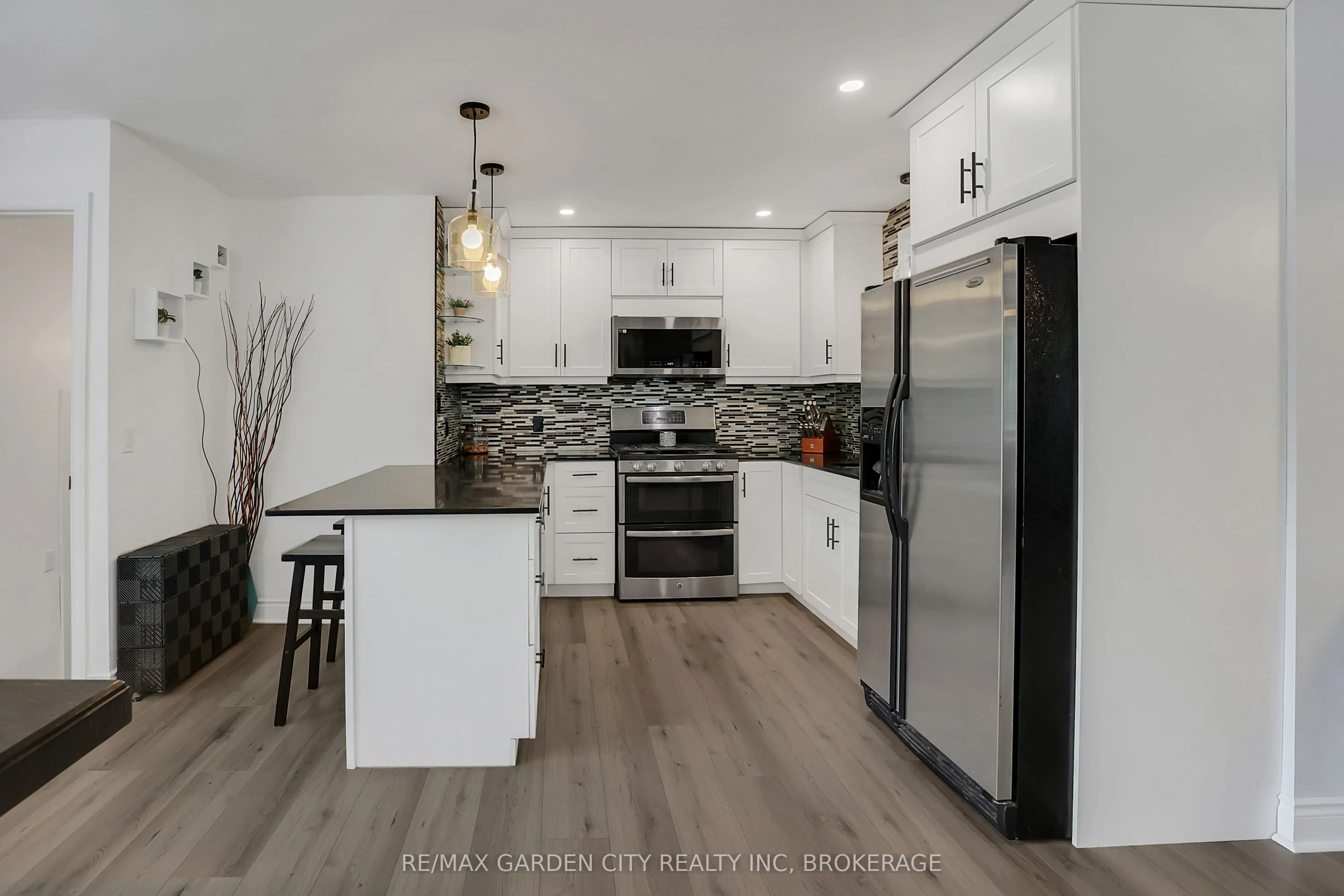 222 Ridgeway Road