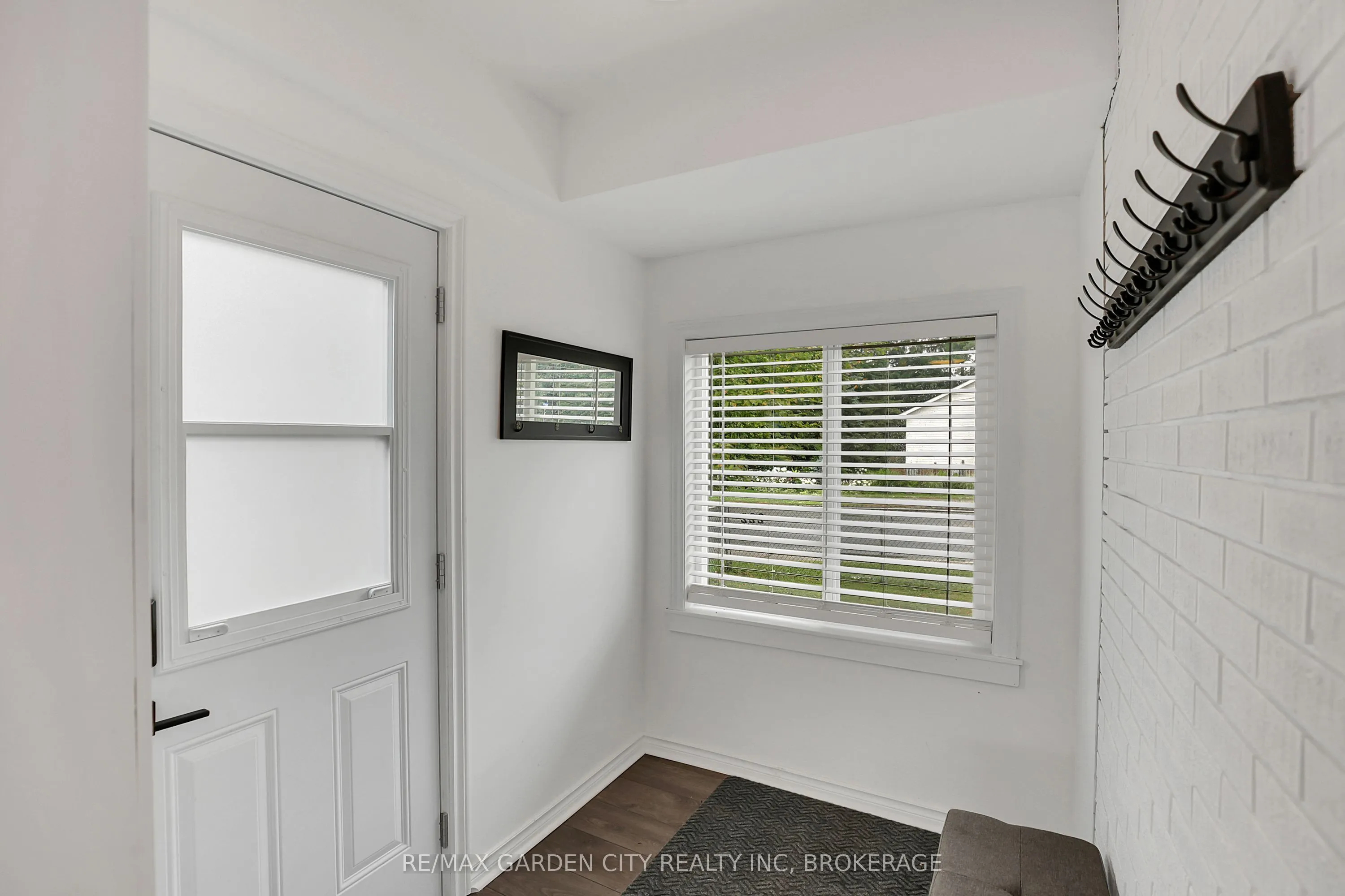 222 Ridgeway Road