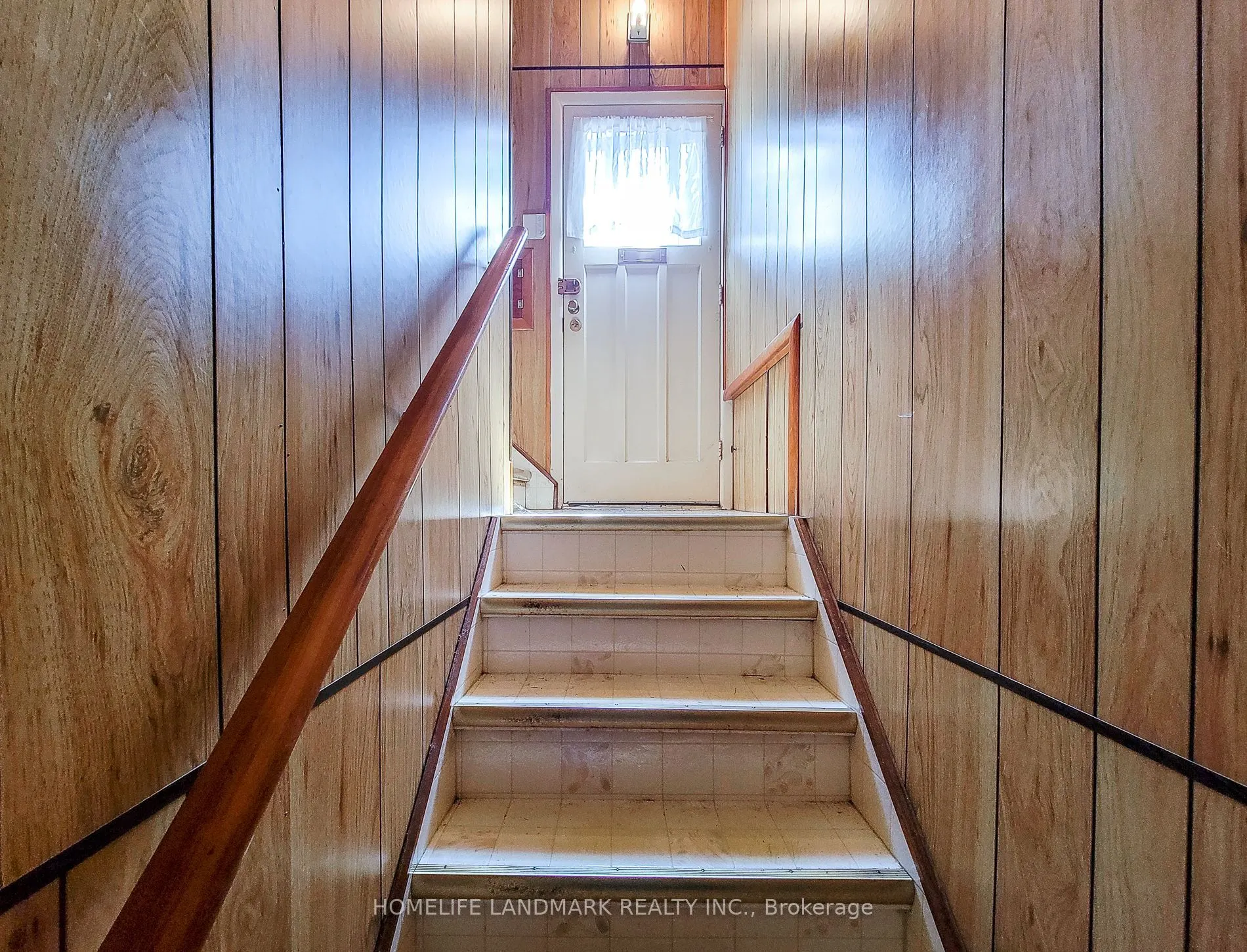 5 Stacey Street
