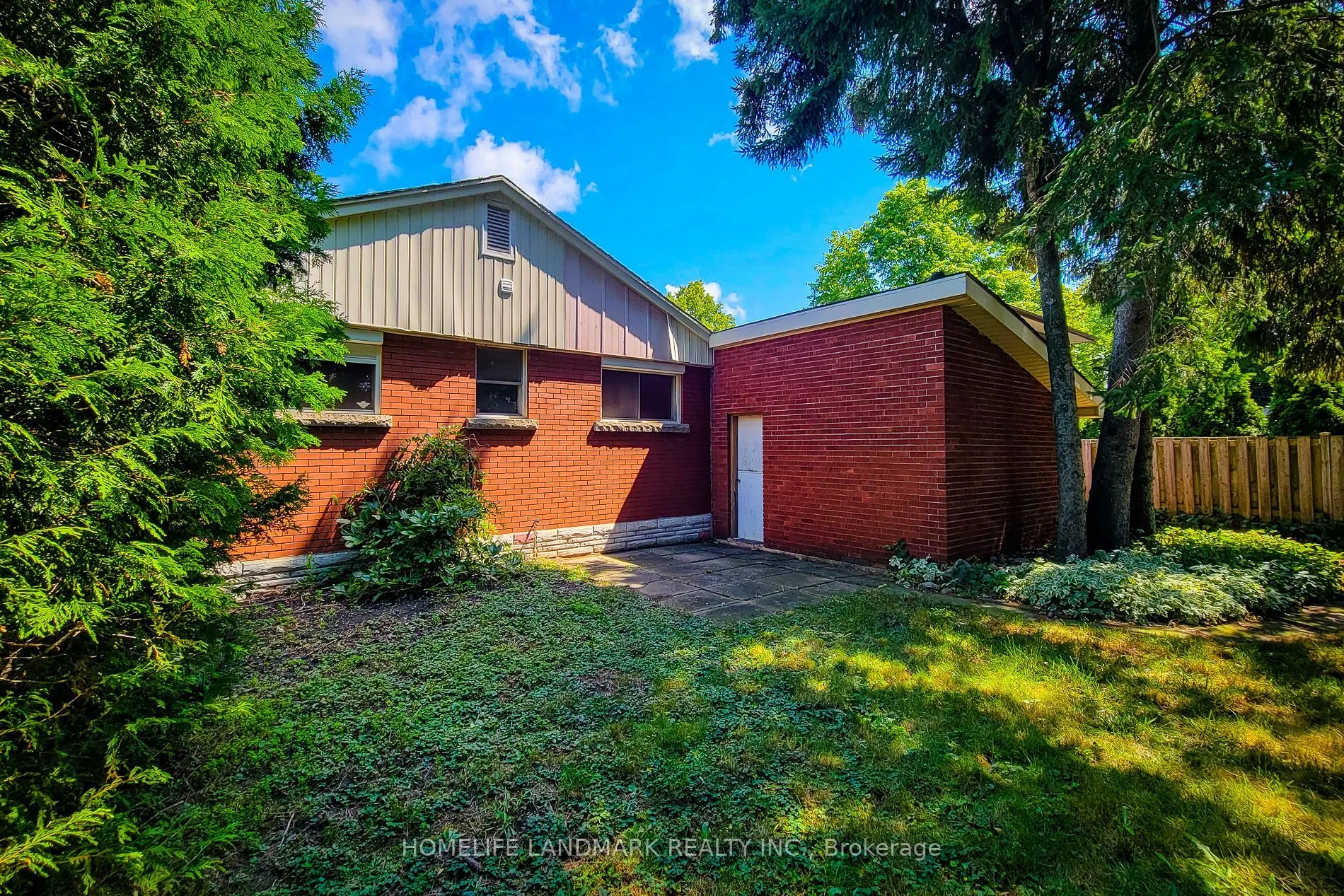 5 Stacey Street