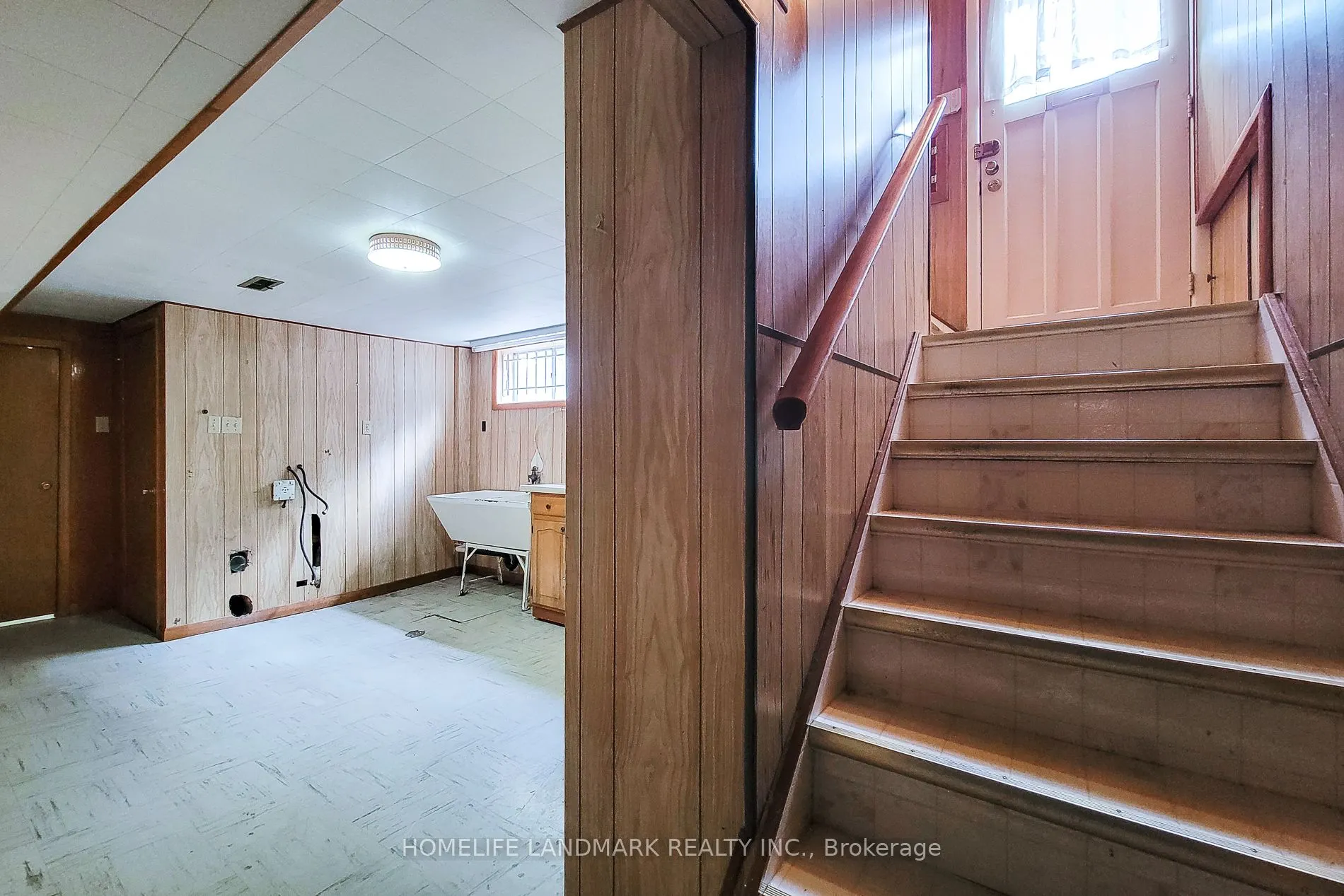 5 Stacey Street