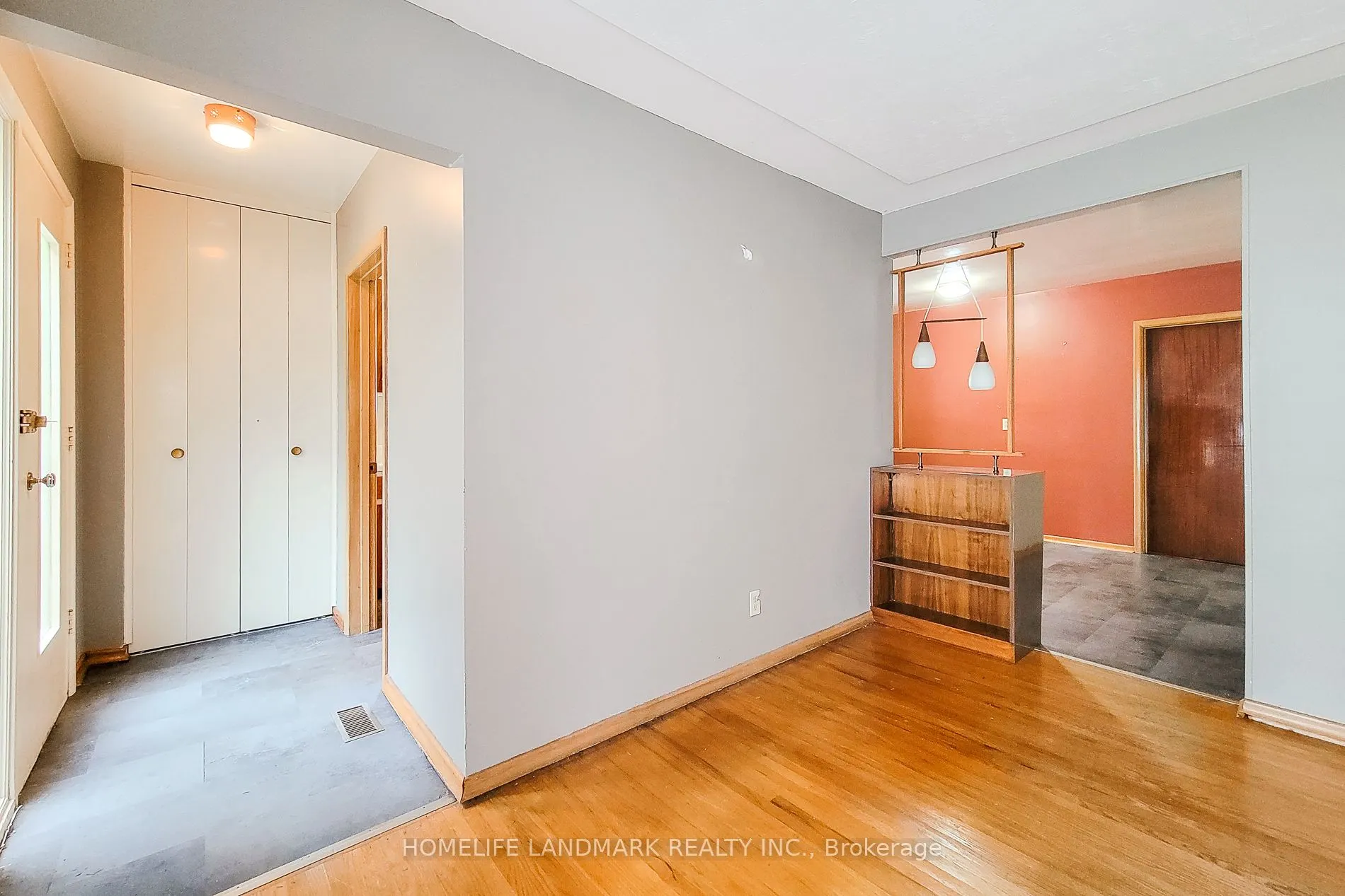 5 Stacey Street