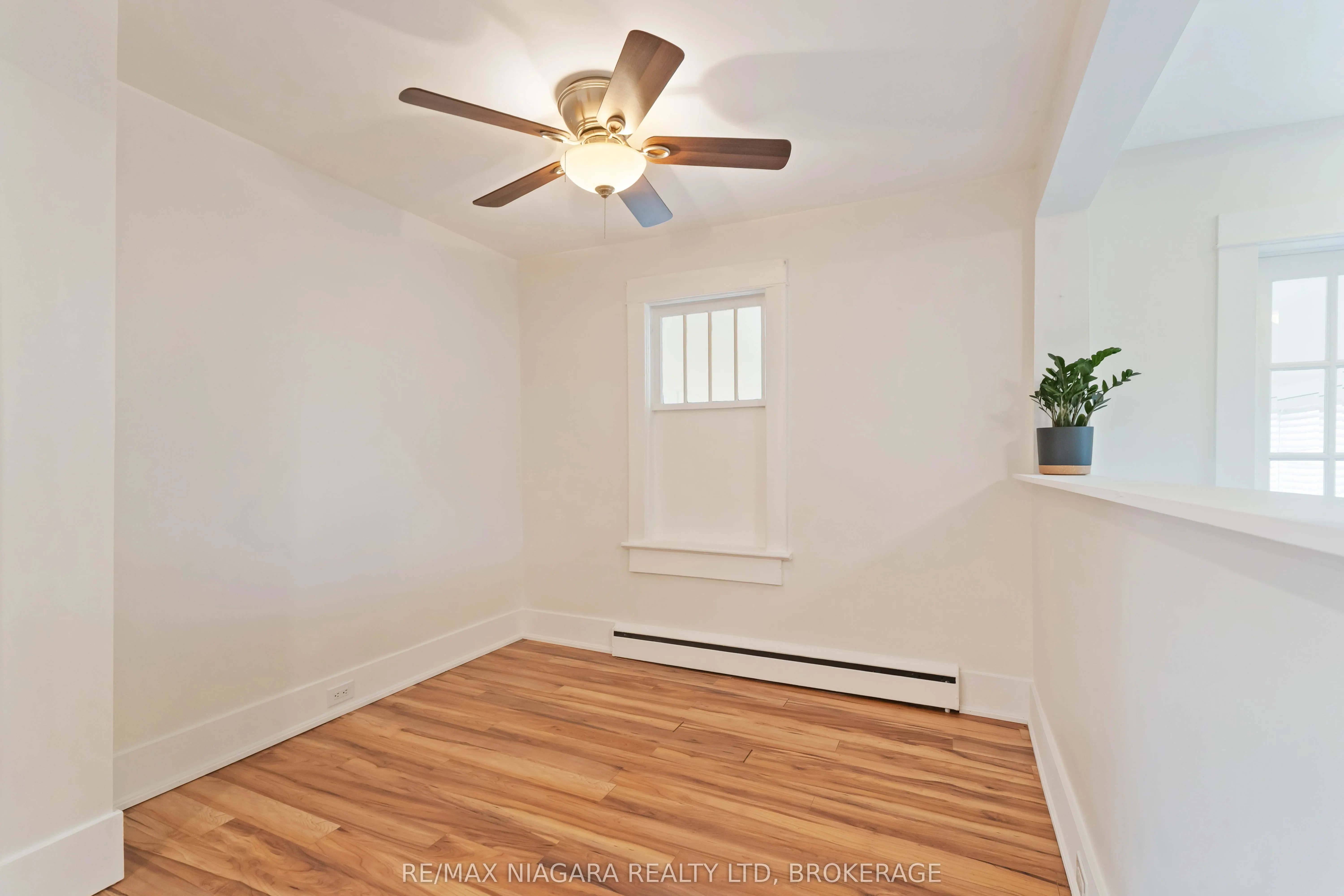 543 Vine Street