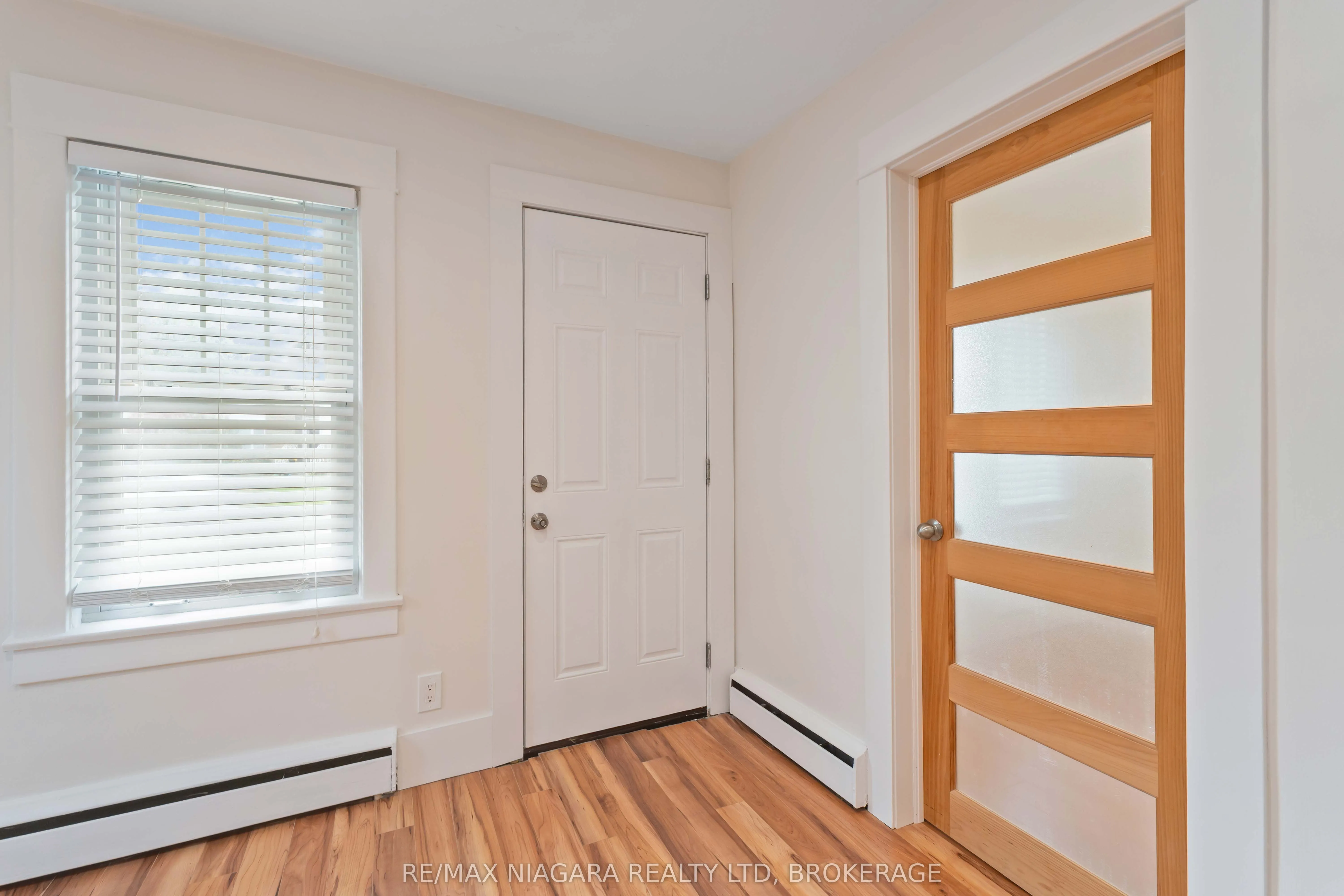 543 Vine Street