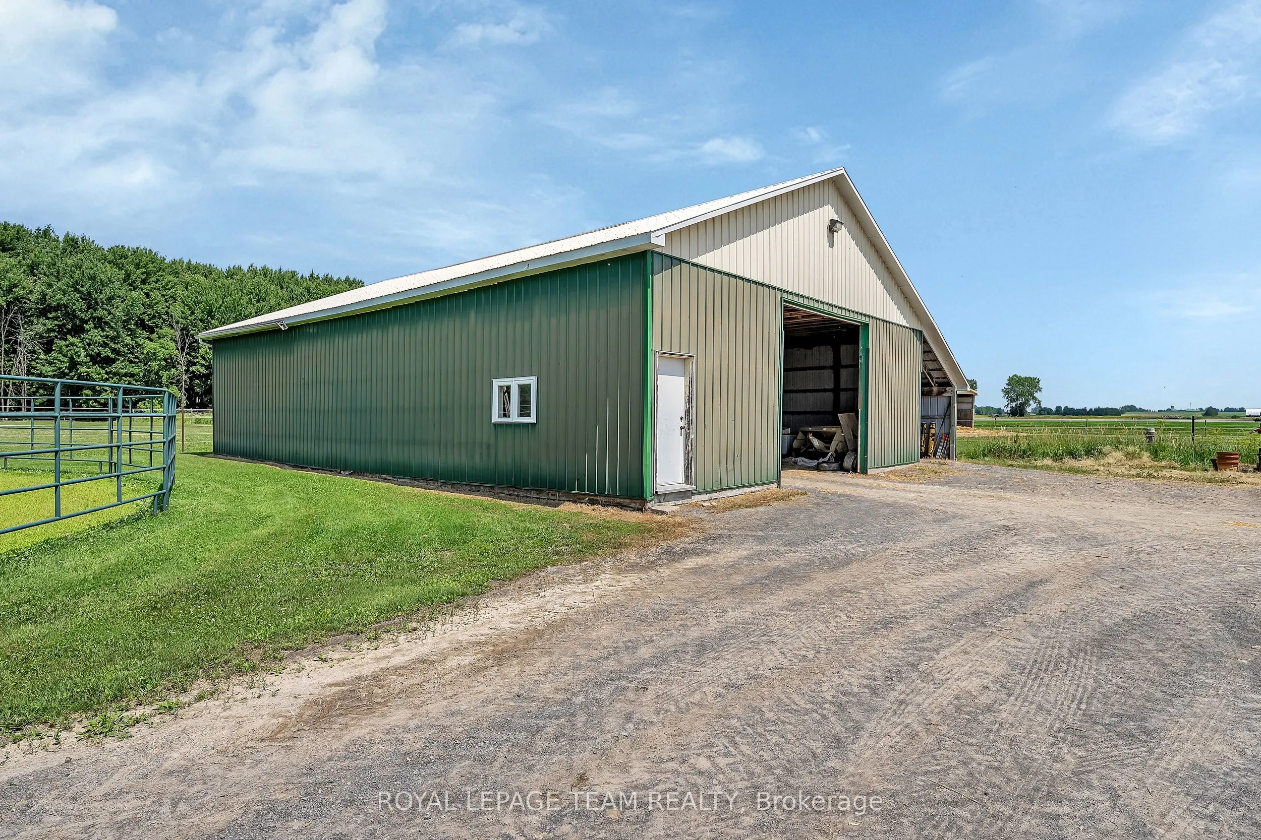 335 Hamilton Road