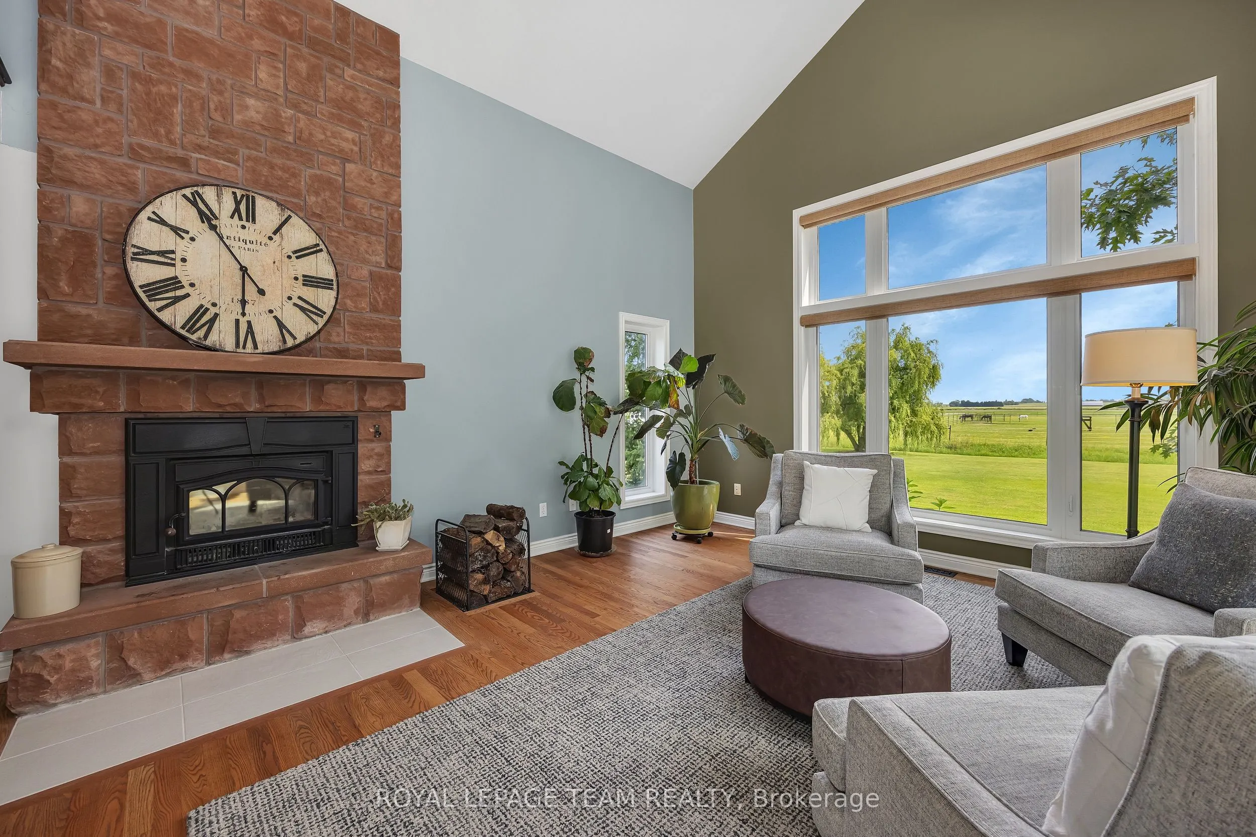 335 Hamilton Road