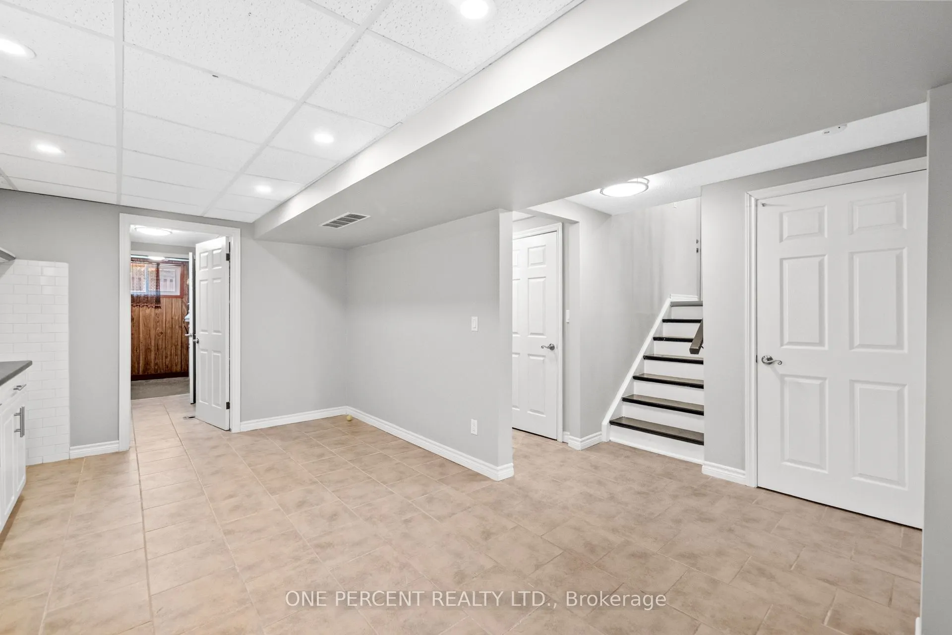 364 Red Oak Avenue