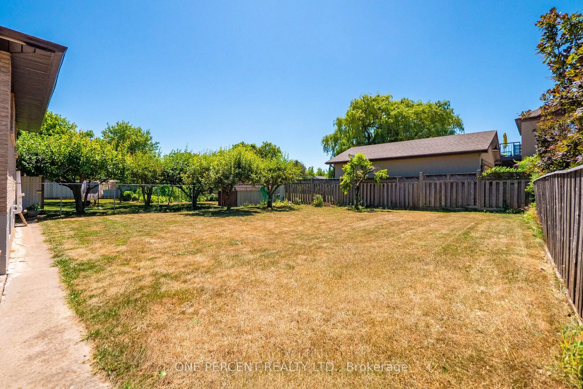 364 Red Oak Avenue