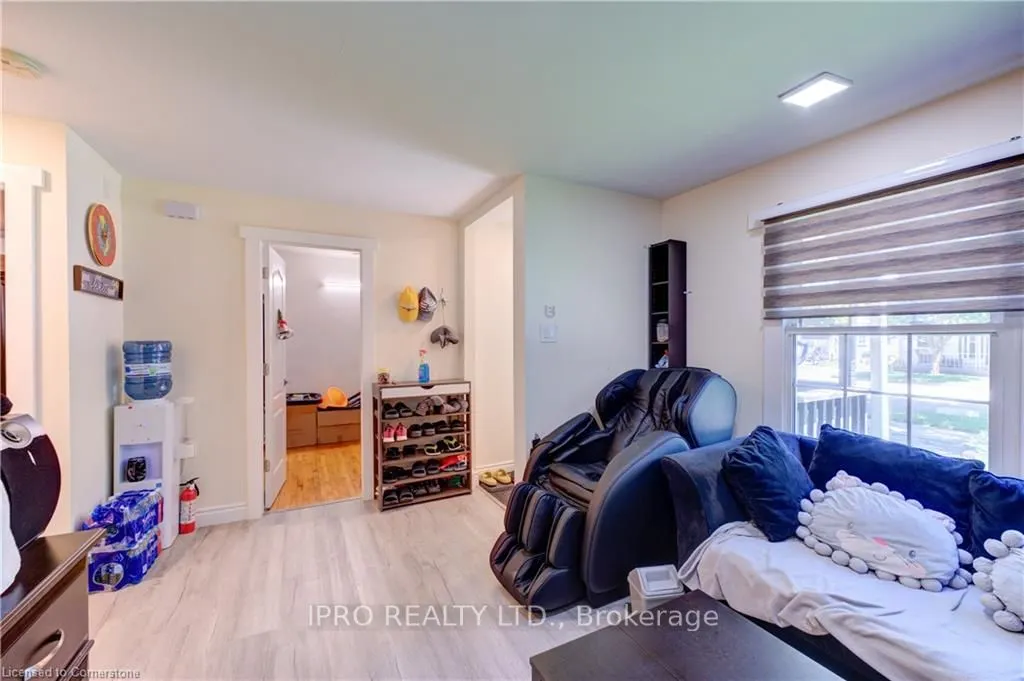 294 Brock Street