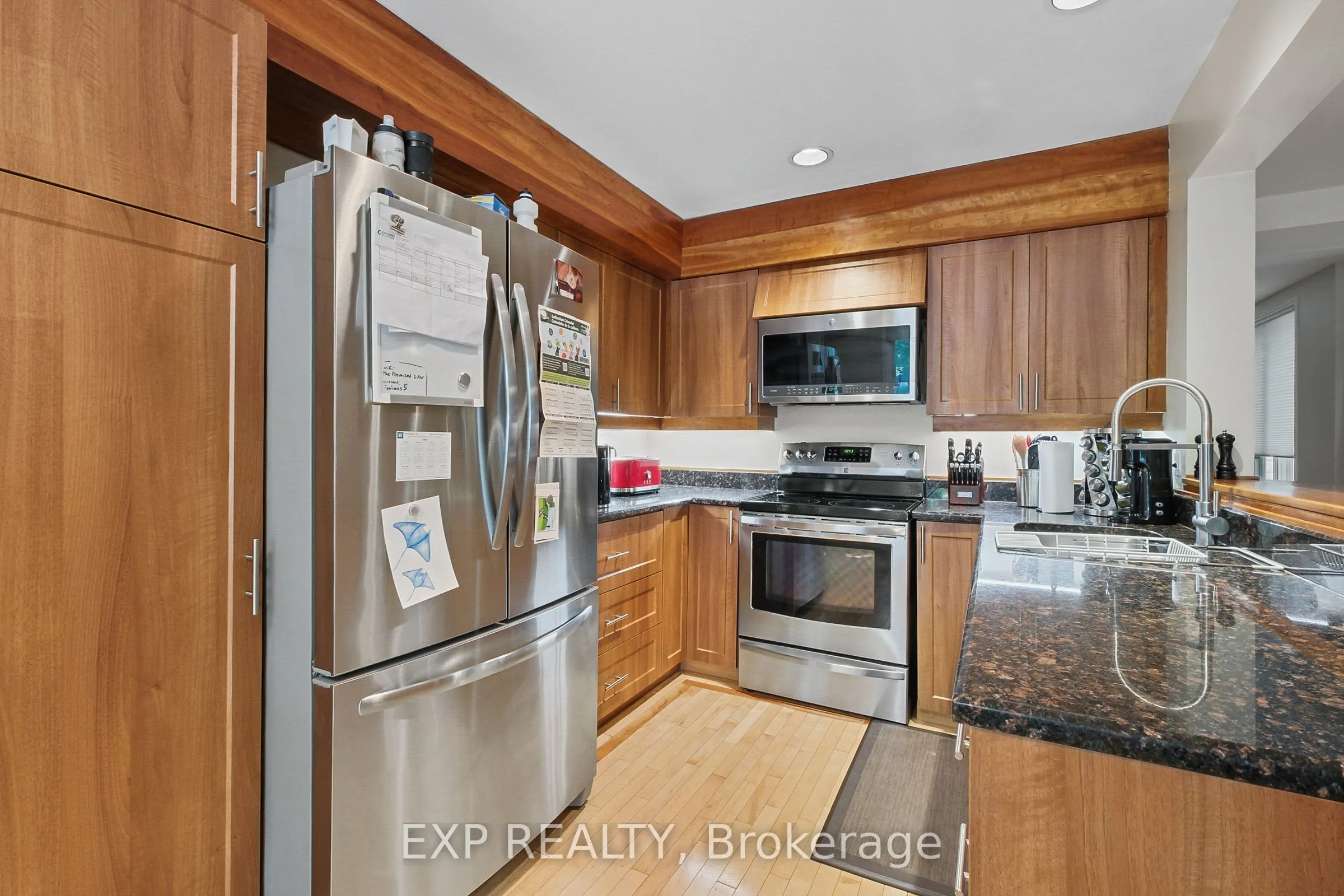 489 Sunnyside Avenue