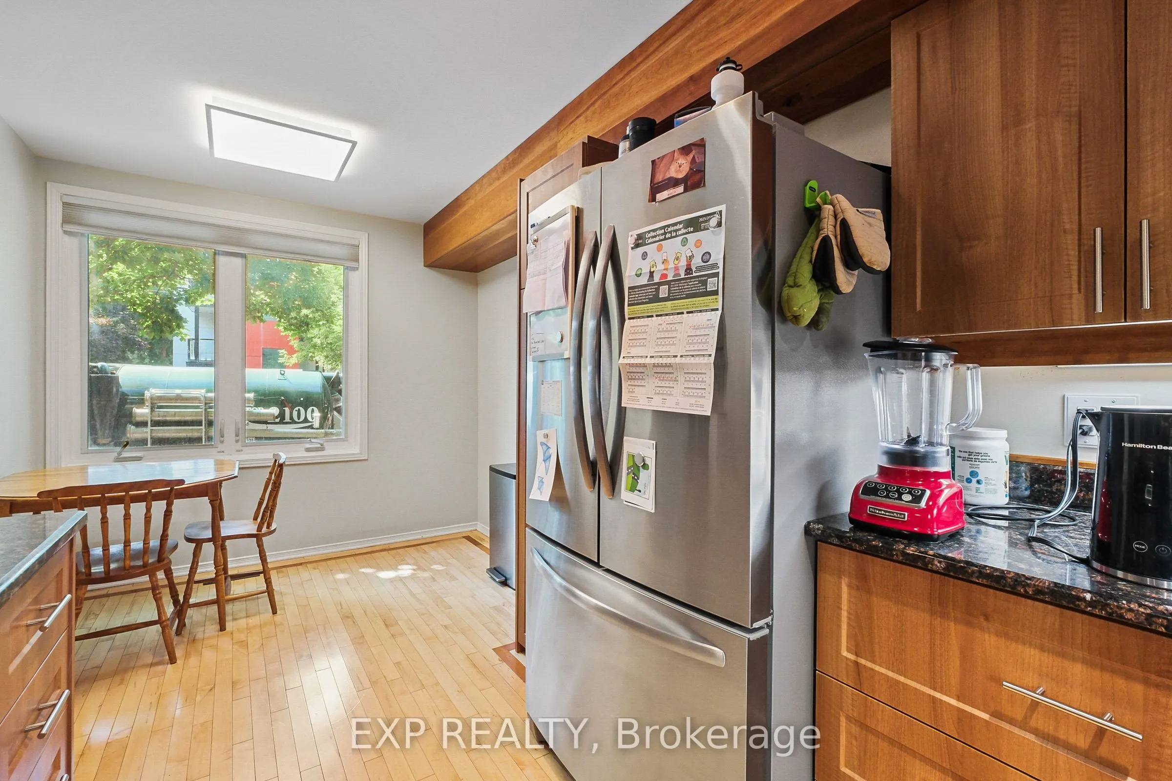 489 Sunnyside Avenue