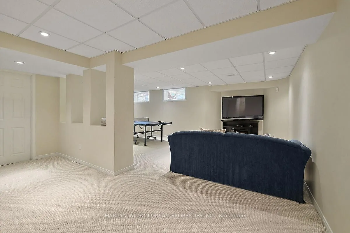 4 Nortoba Crescent