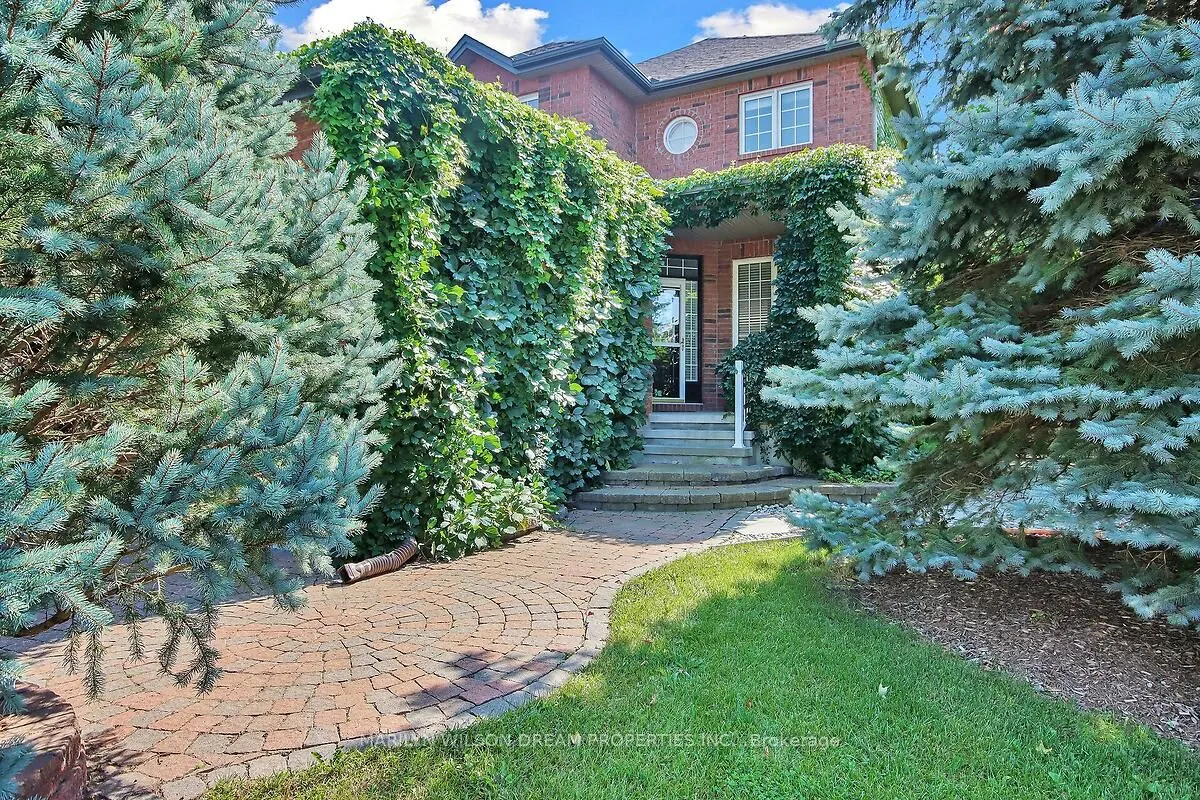 4 Nortoba Crescent