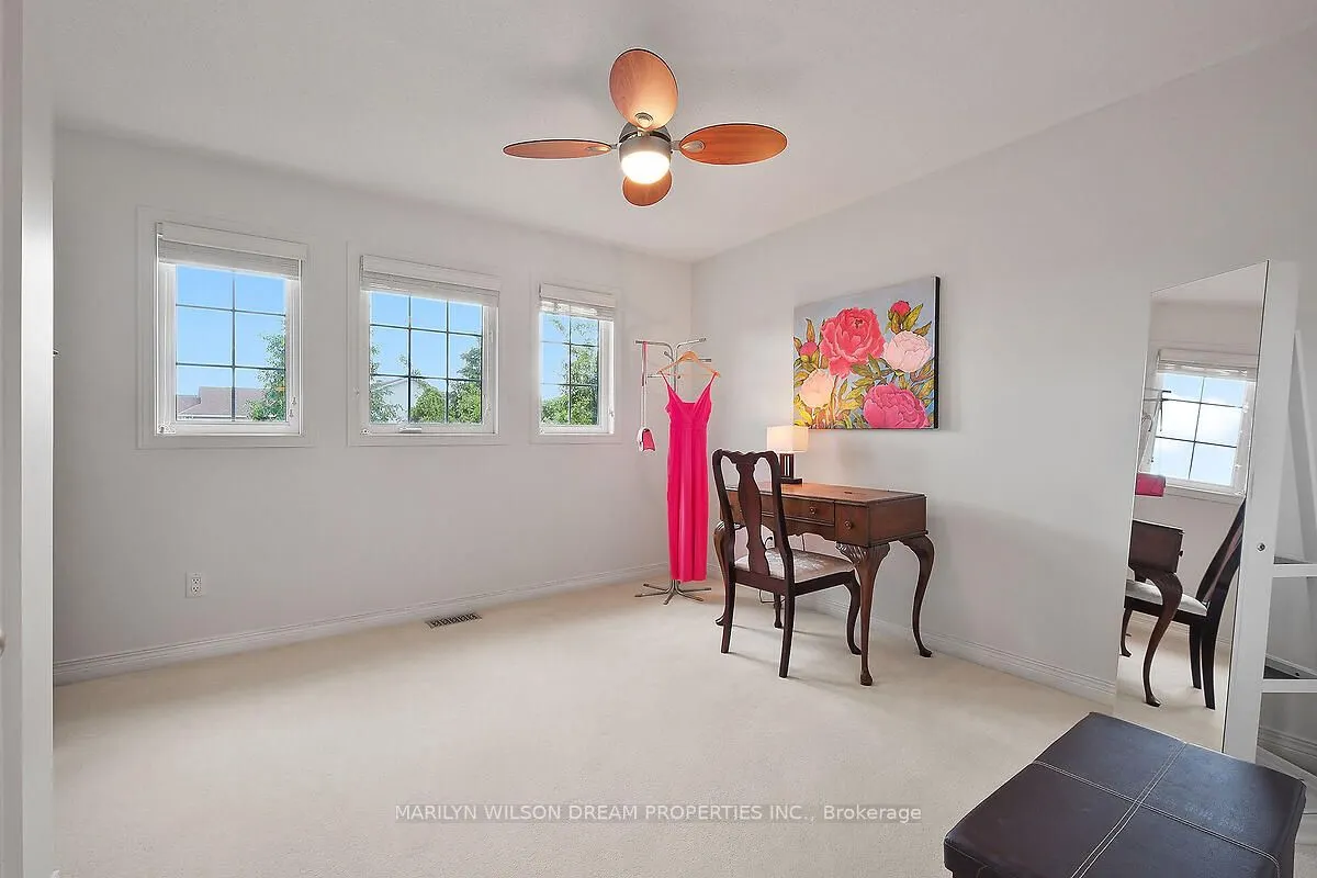 4 Nortoba Crescent