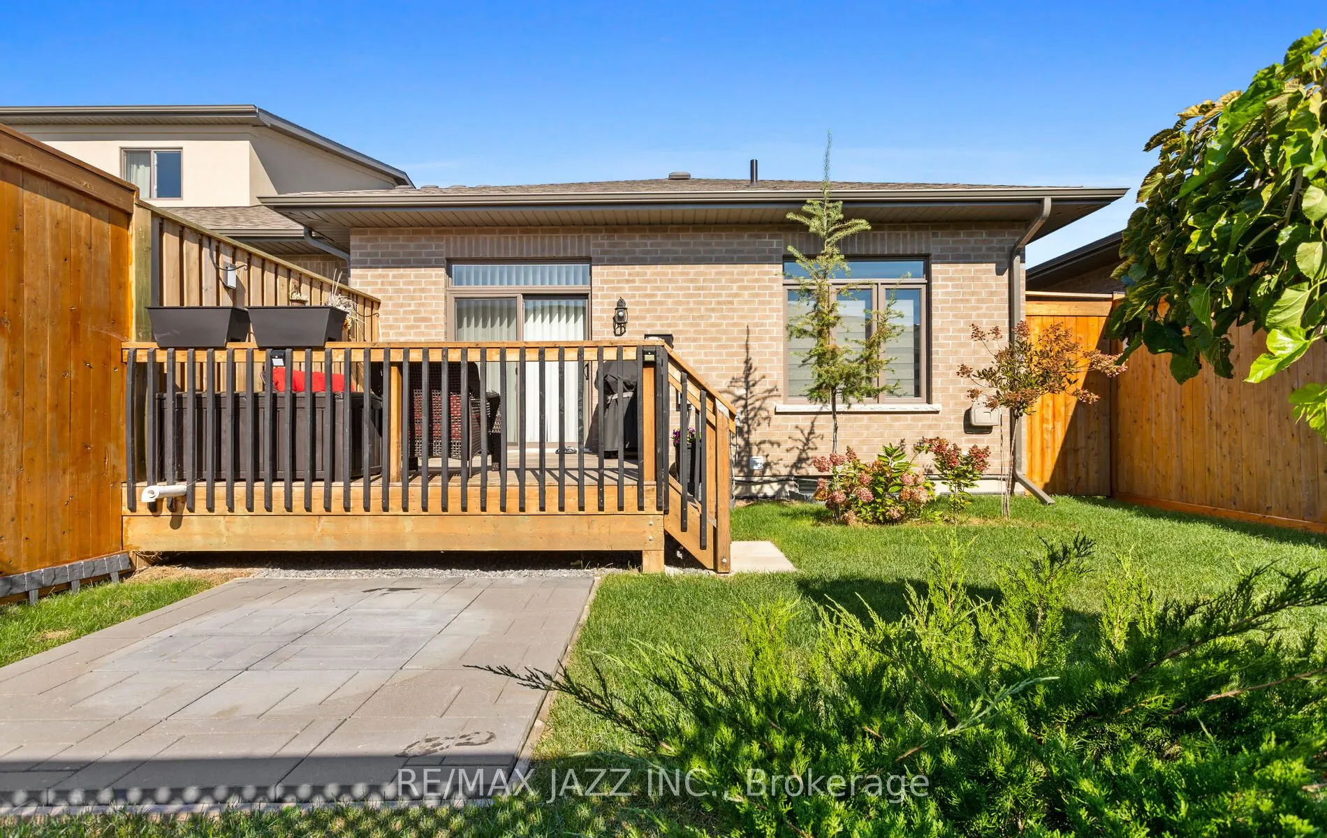 86 Covington Crescent