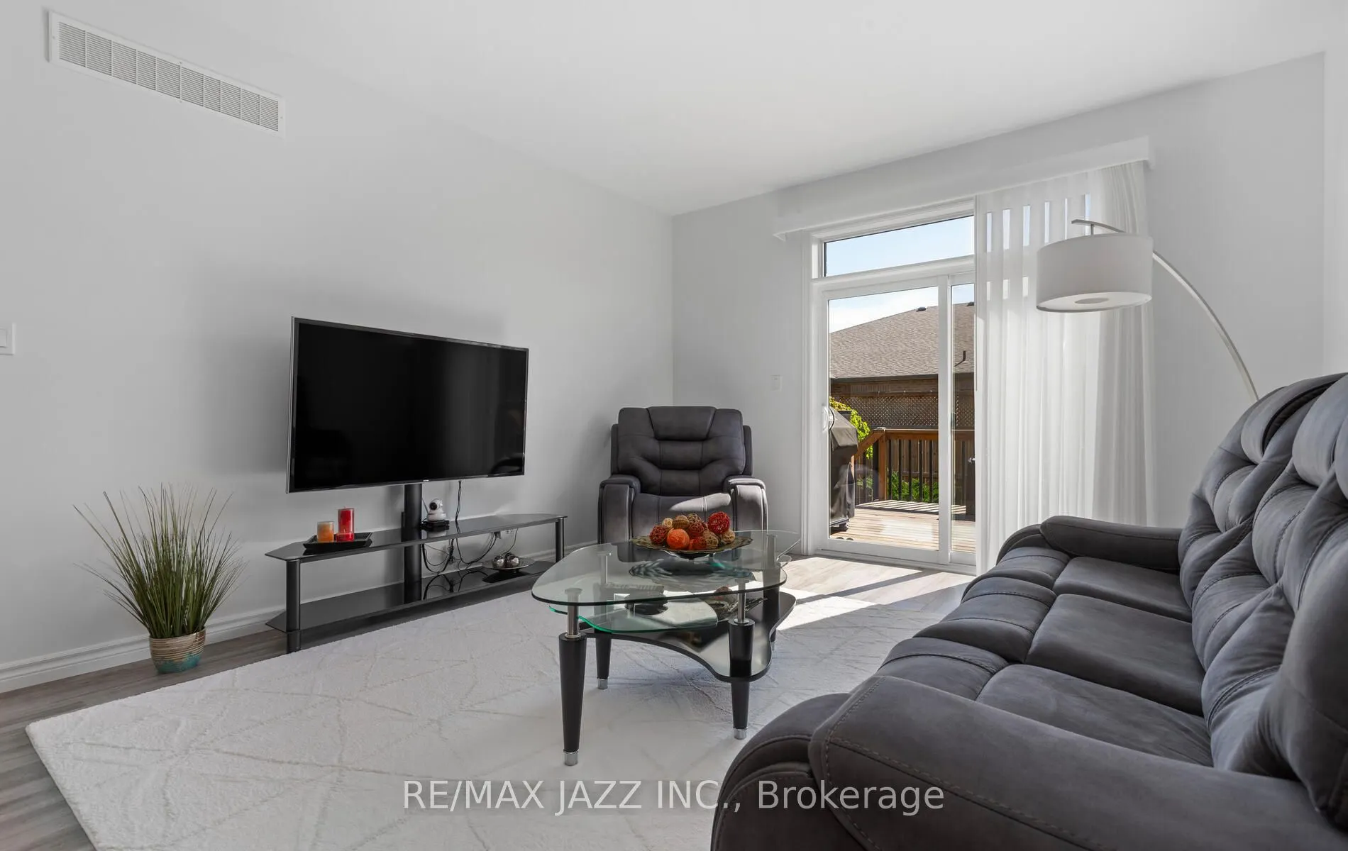 86 Covington Crescent