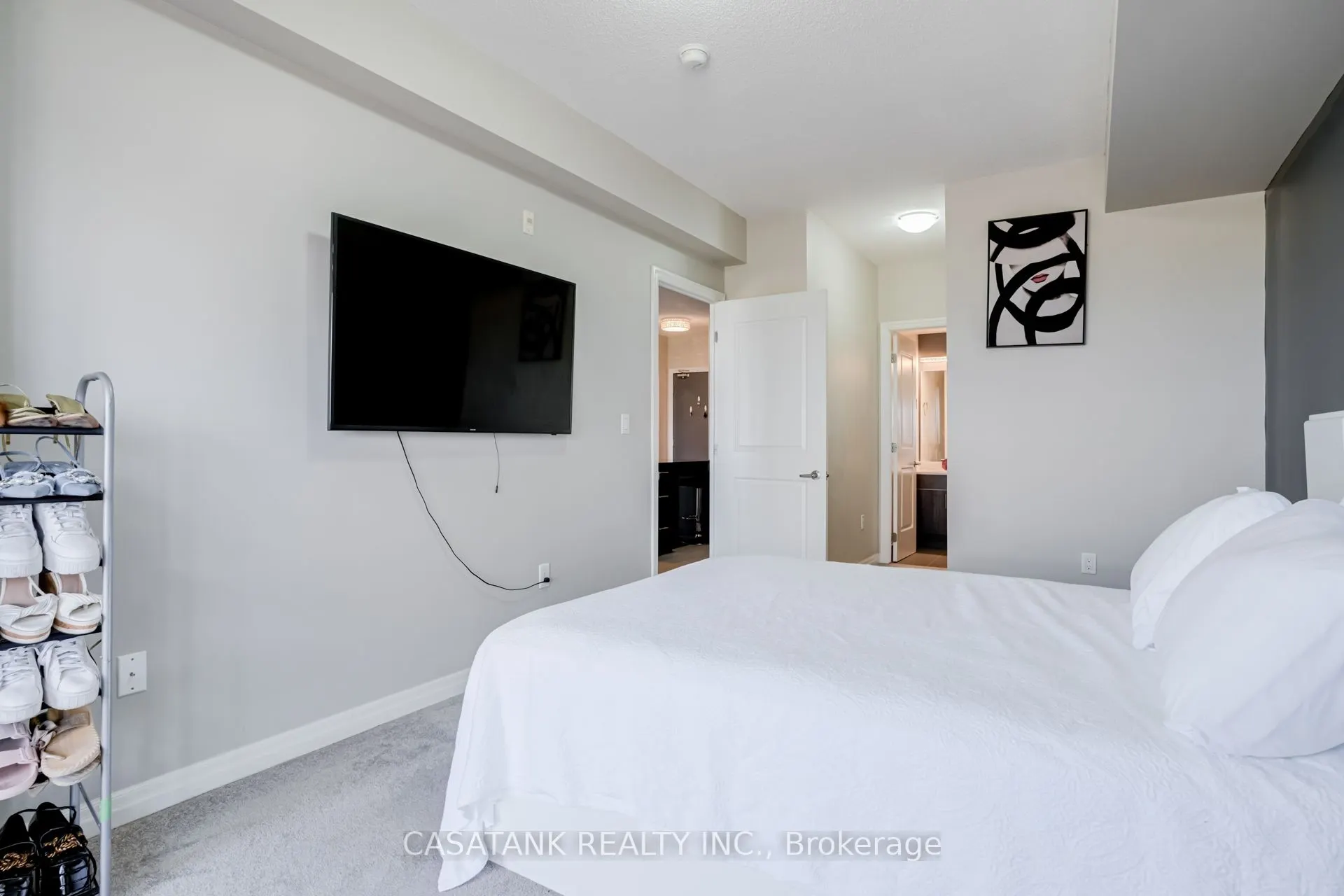 560 North Service Road, #710