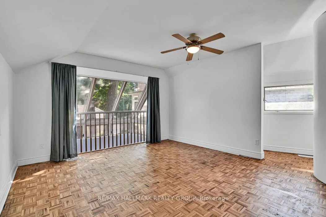 33 Rockcliffe Way