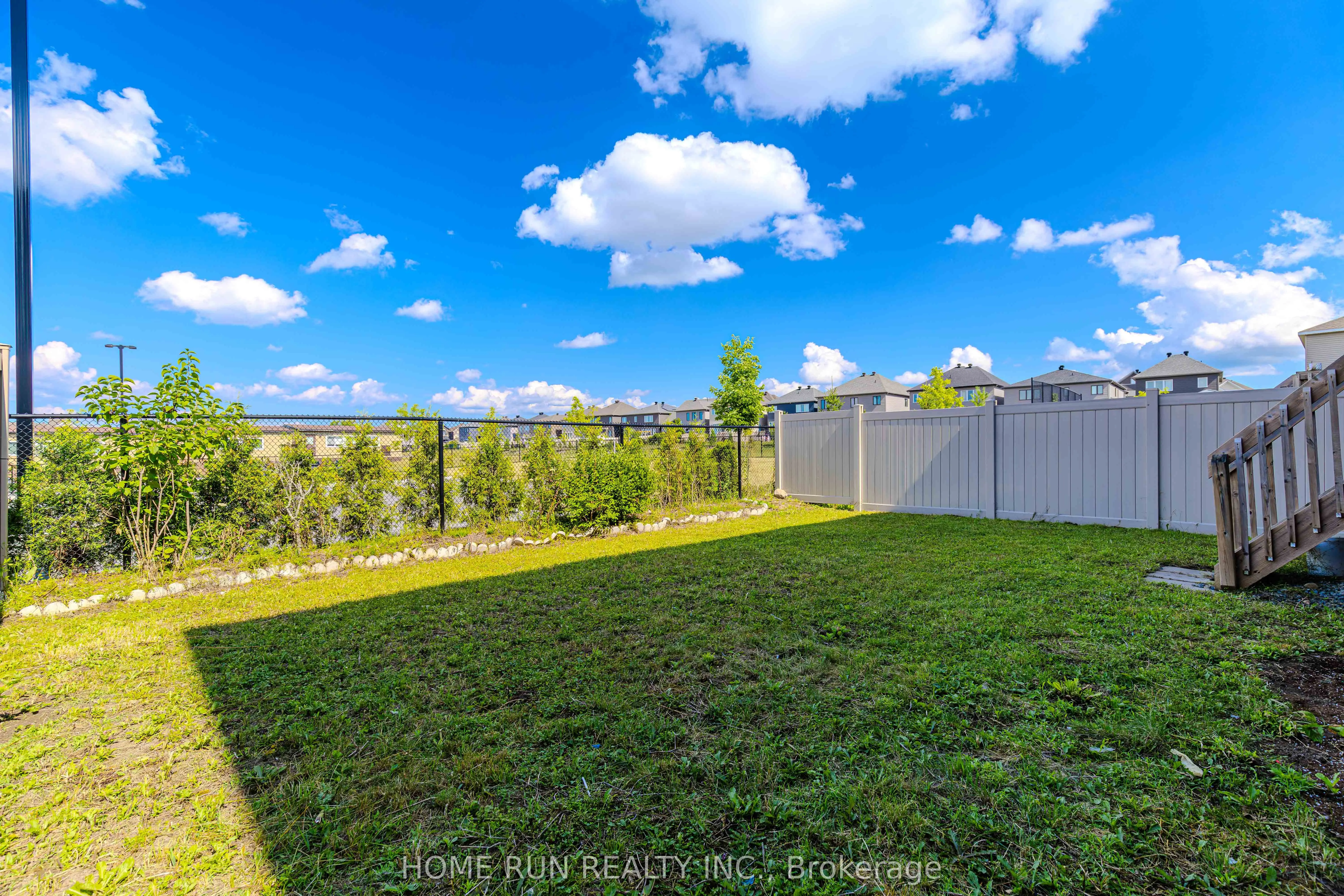 240 Alex Polowin Avenue