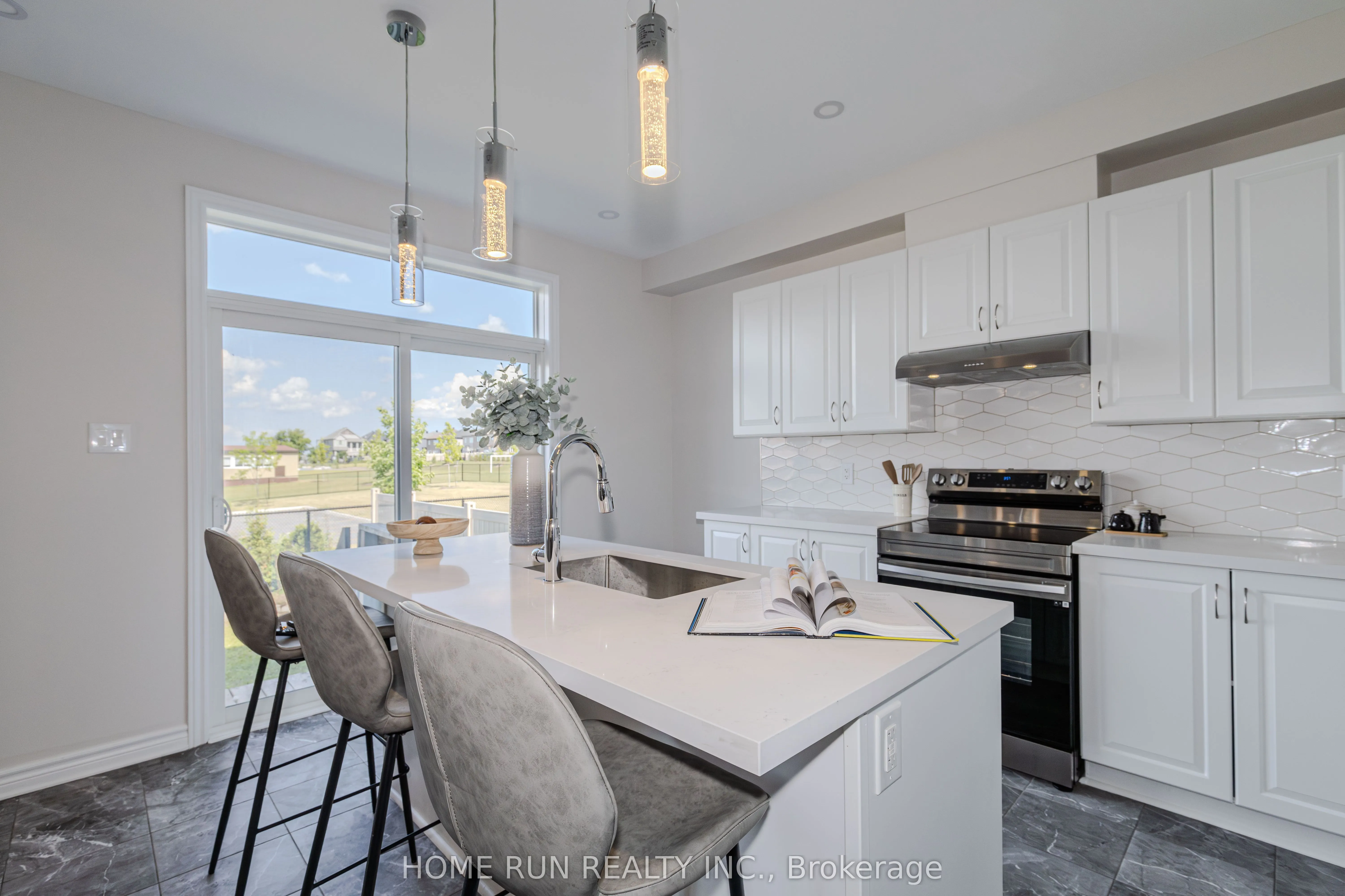 240 Alex Polowin Avenue