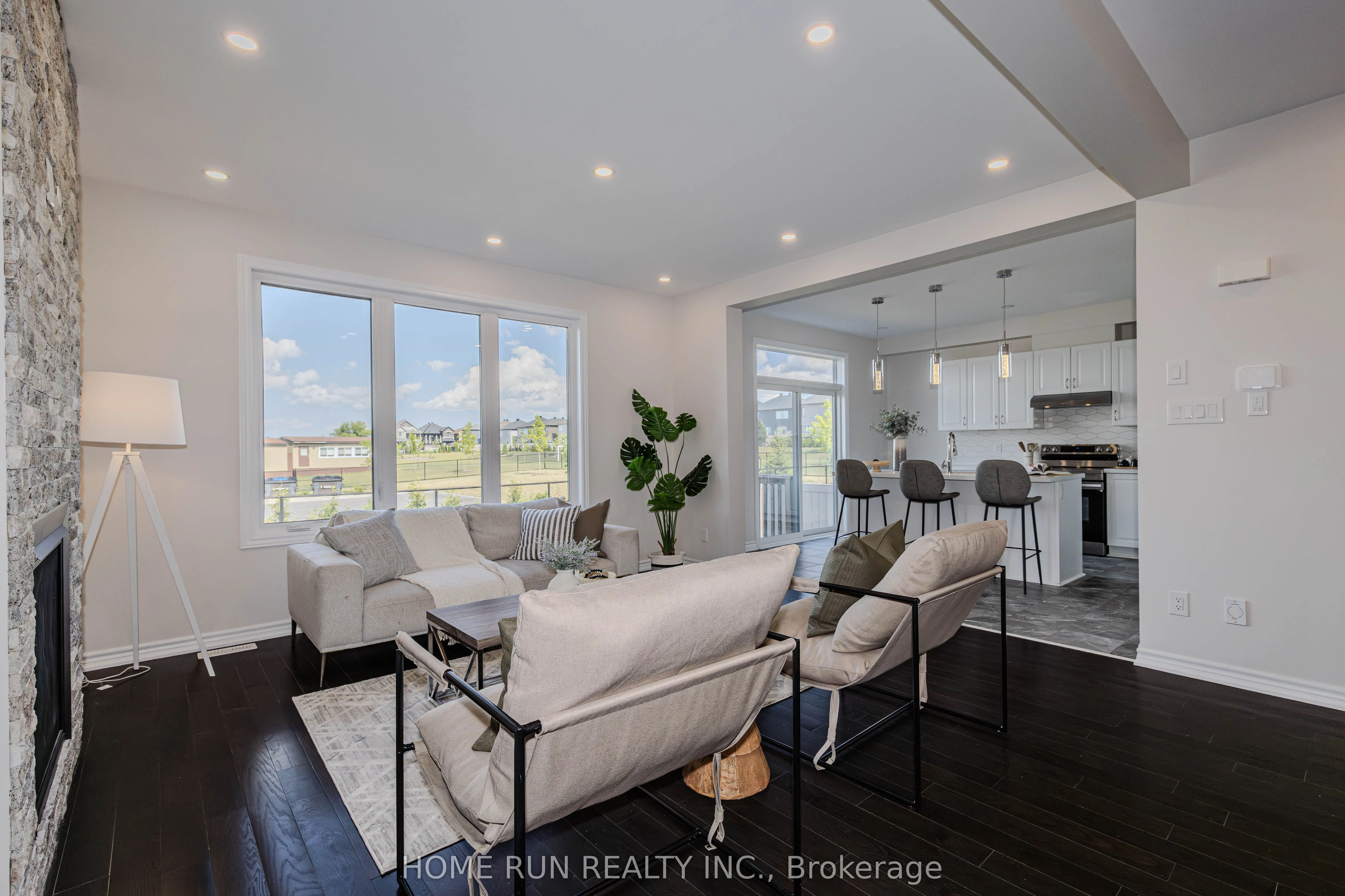 240 Alex Polowin Avenue