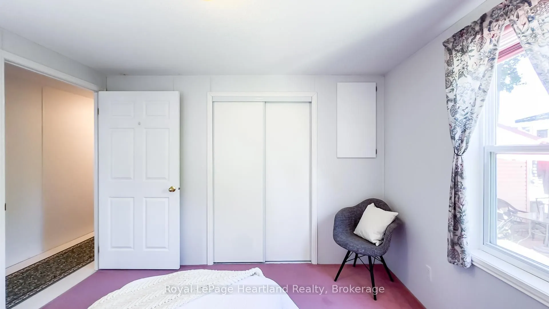 25 Algonquin Lane