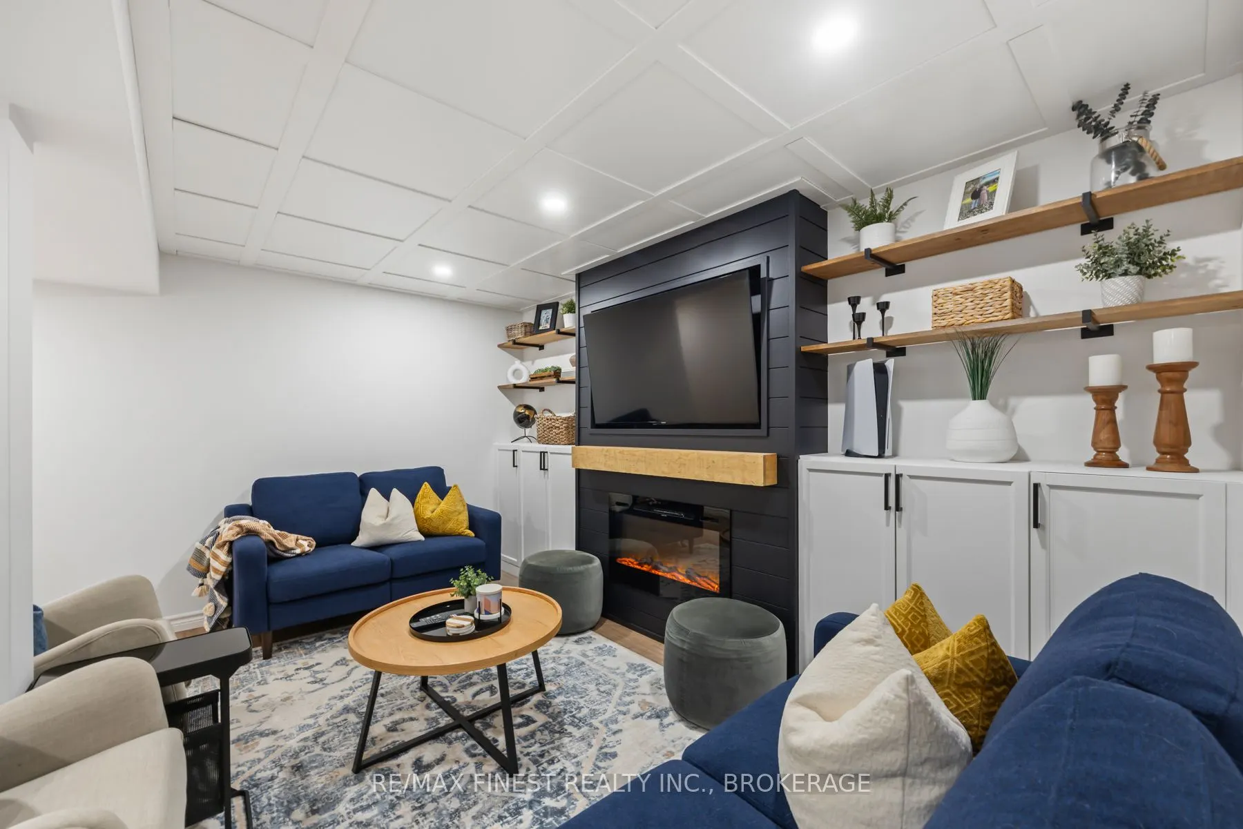 849 Newmarket Lane, #849