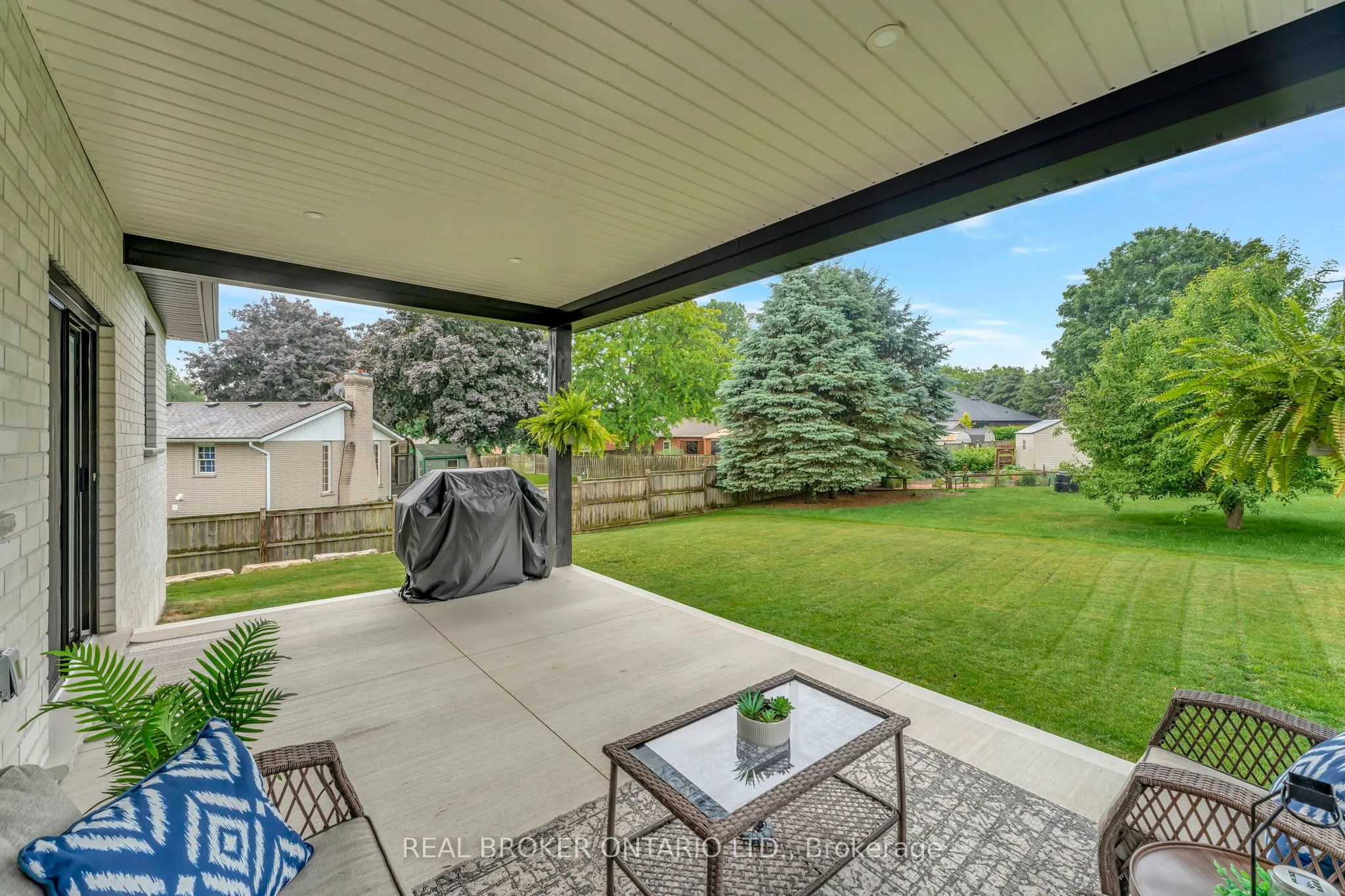 30 Tanager Drive