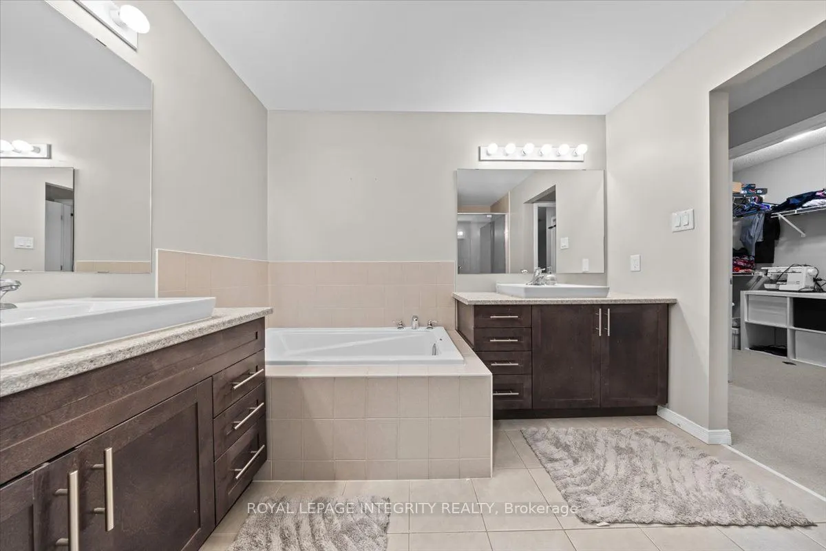 14 Hackney Private