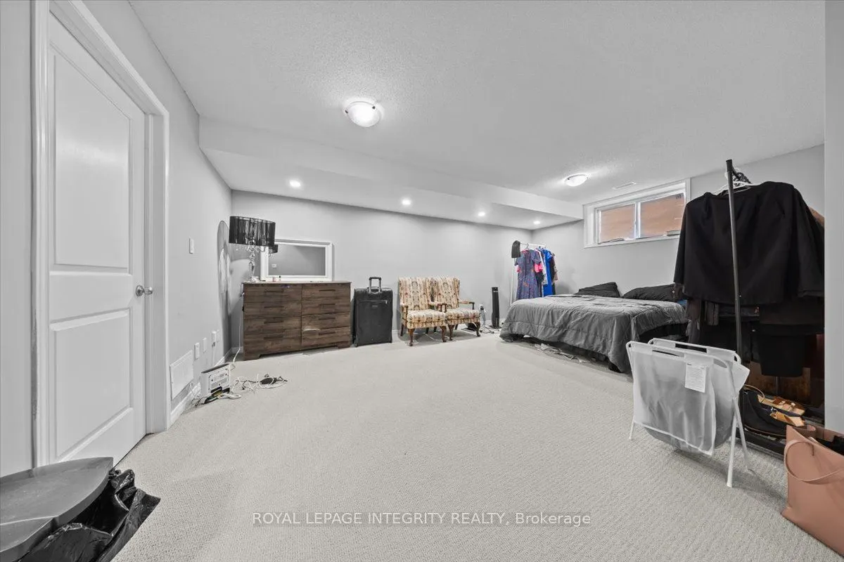 14 Hackney Private