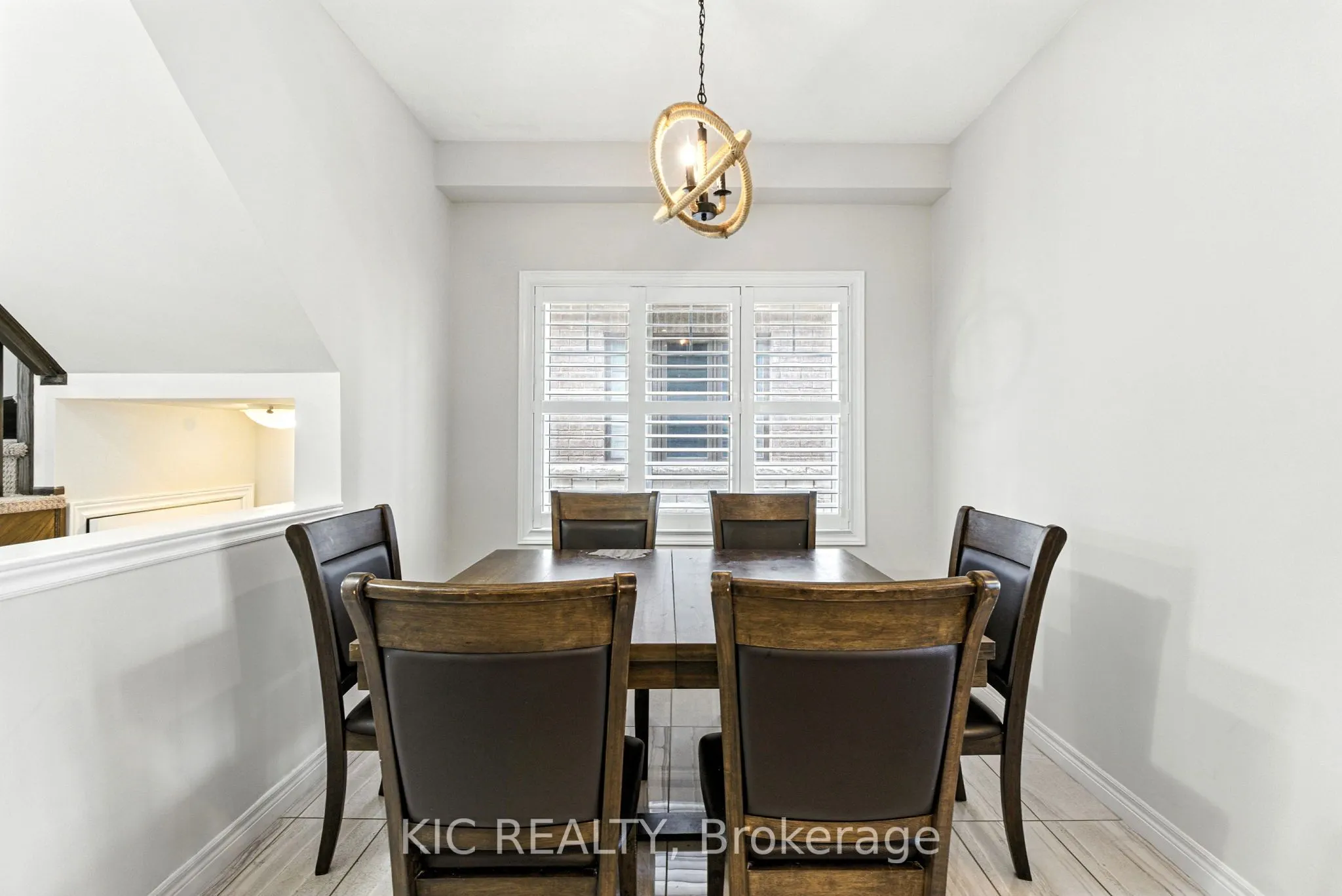 69 Dodman Crescent