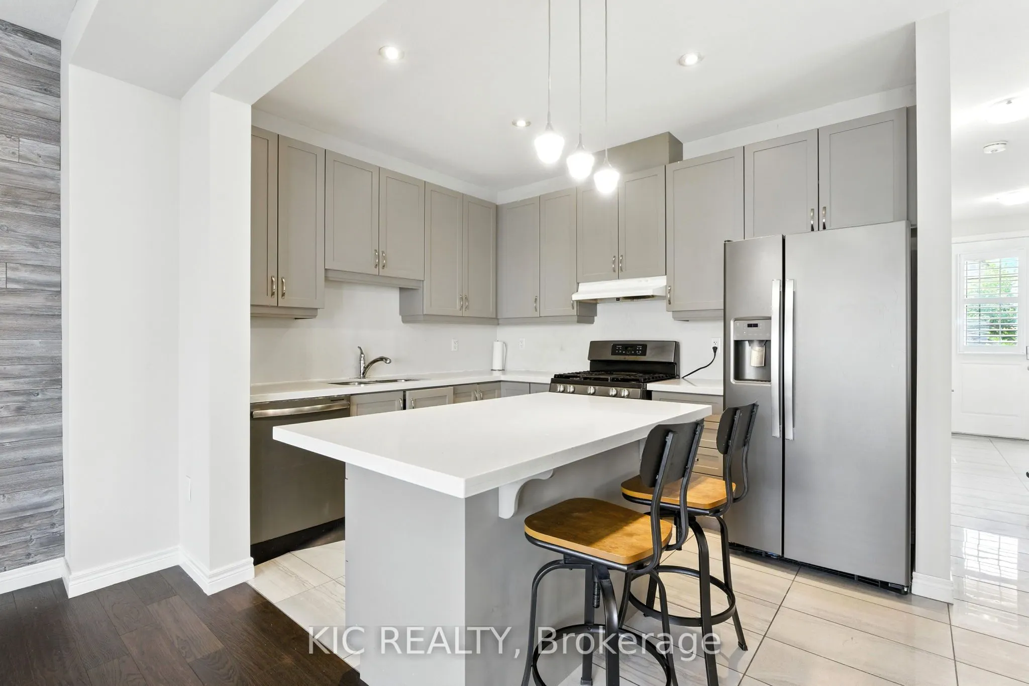 69 Dodman Crescent