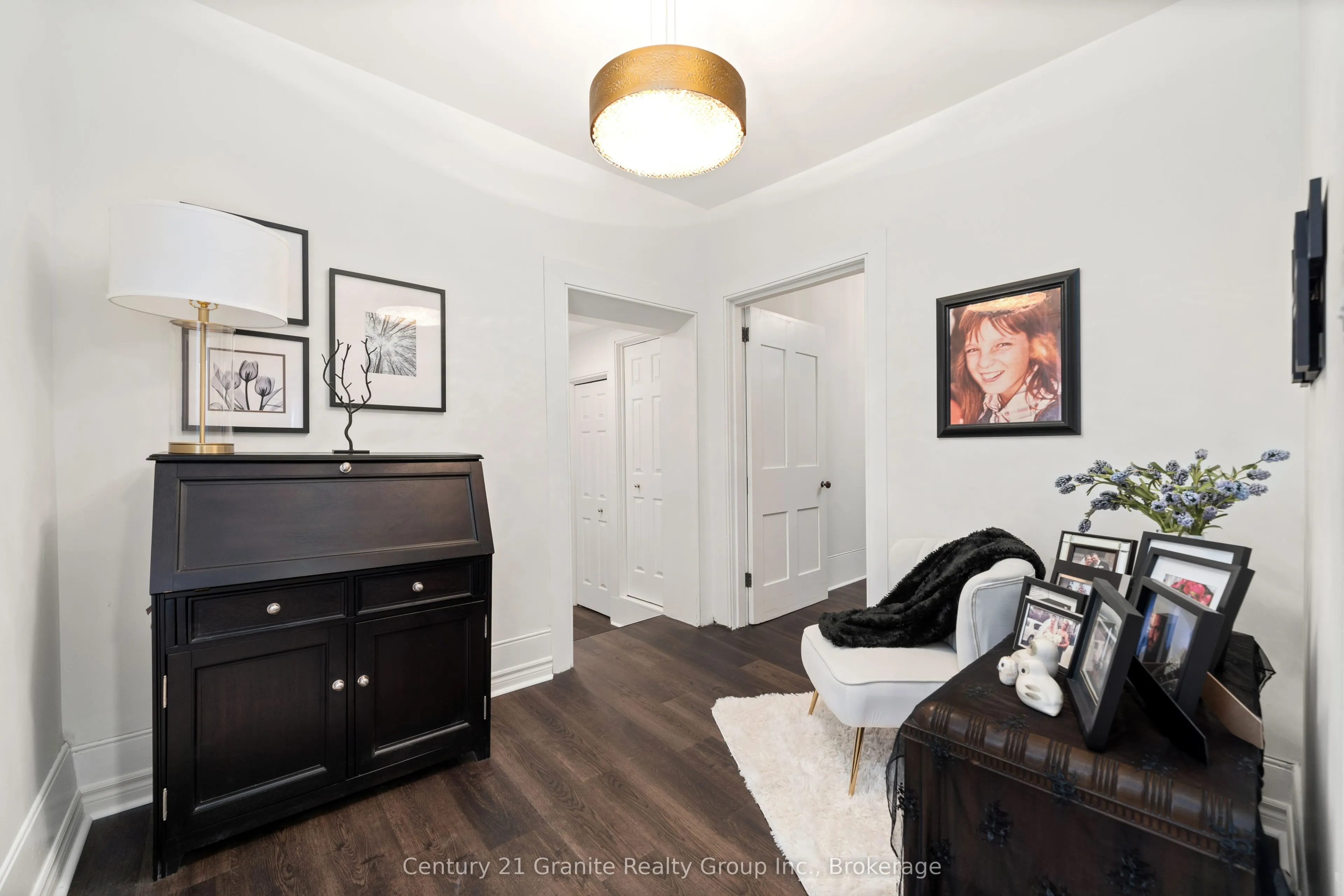110 Bridge Street W