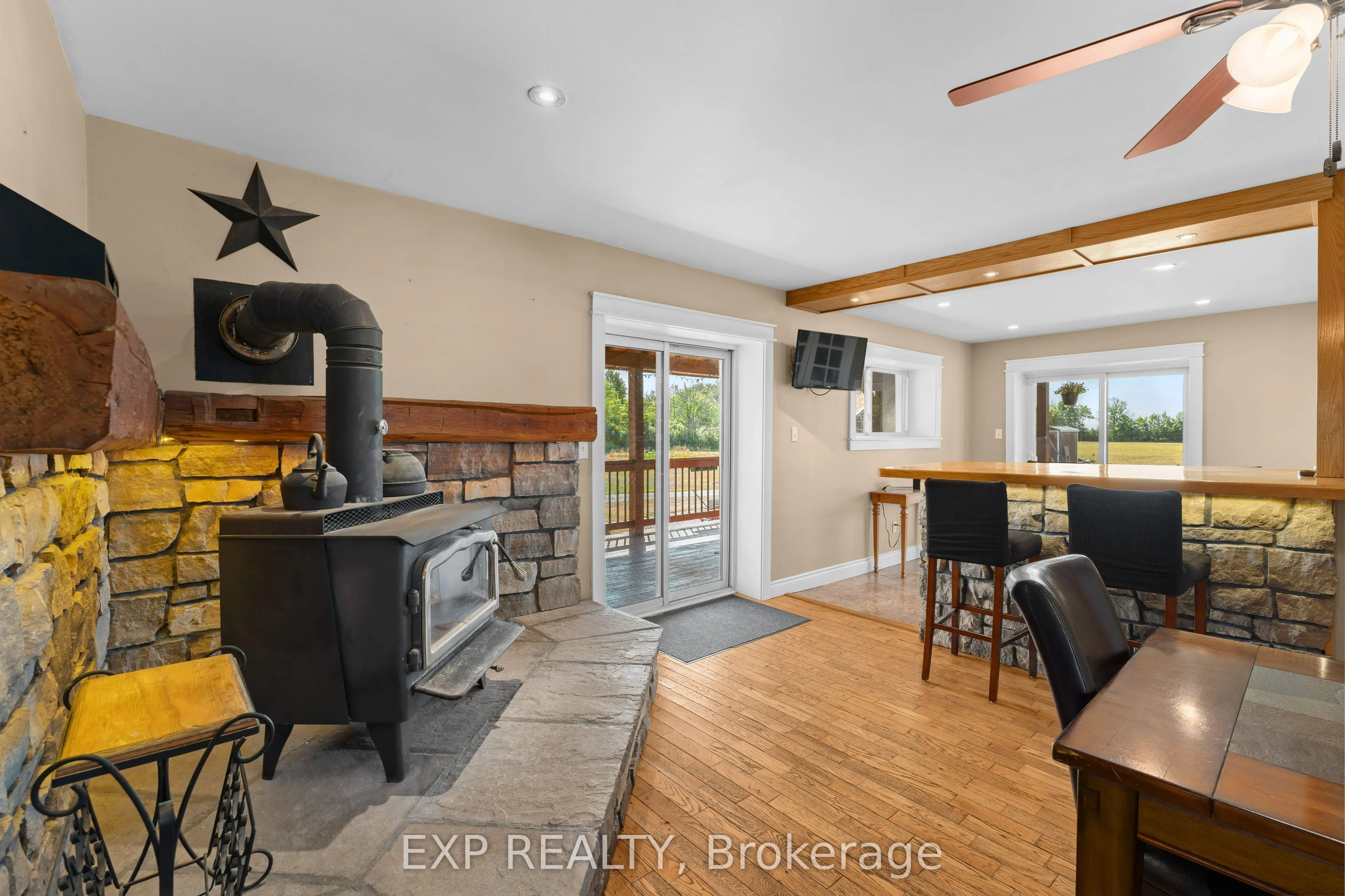 1754 County Rd 12 Road